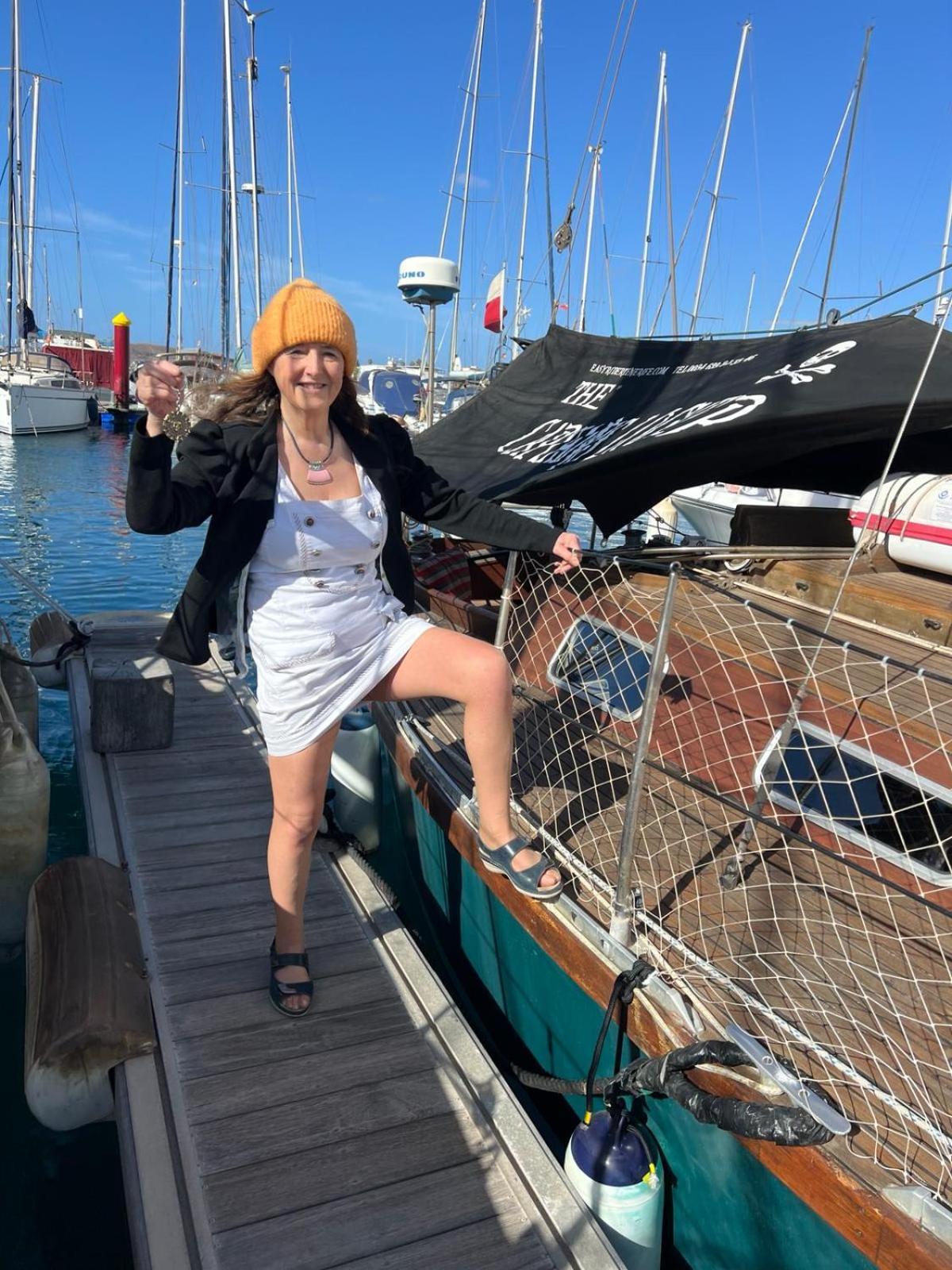 The Captains Locker - 30ft Yacht