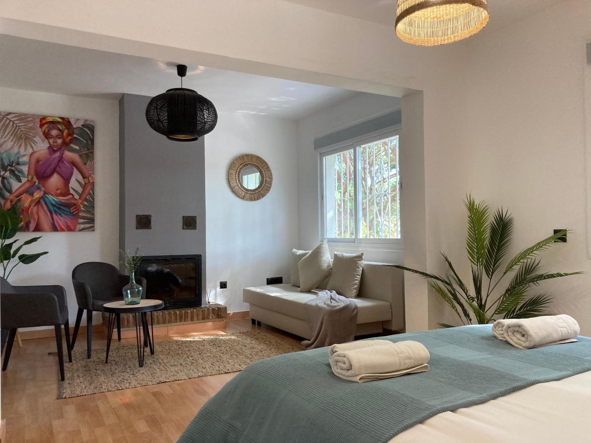Marbella White Home, Calahonda, By Sol Maestranza *