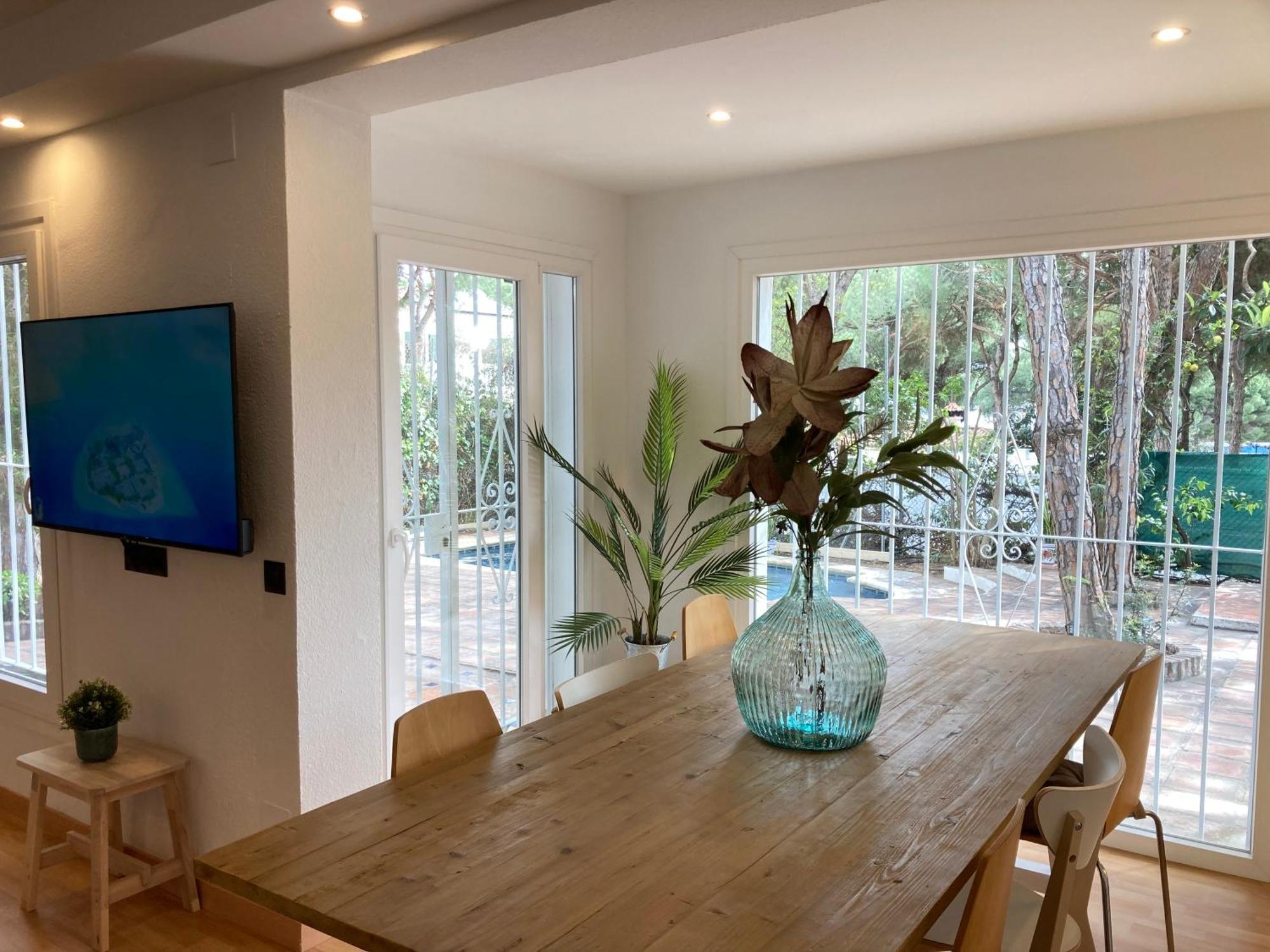 Marbella White Home, Calahonda, By Sol Maestranza