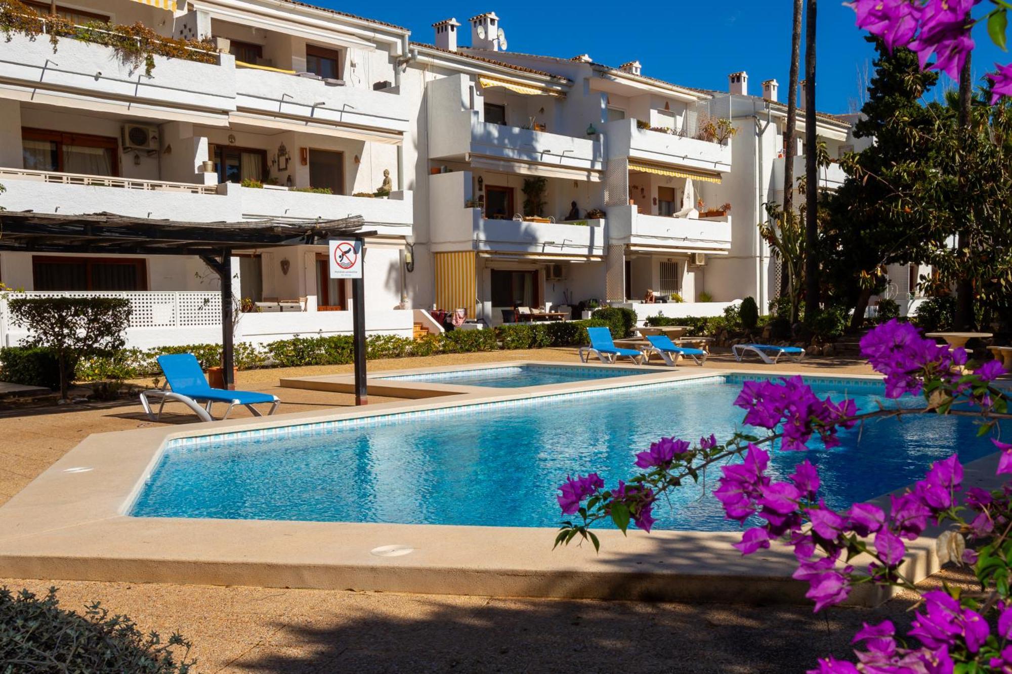 Apto Fully Equiped Con Piscina Y Gratis Parking Altea