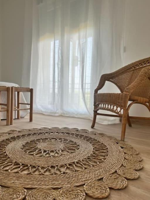 Casa Caraza. Un Olivar Con Vistas Al Castillo De Juego De Tronos