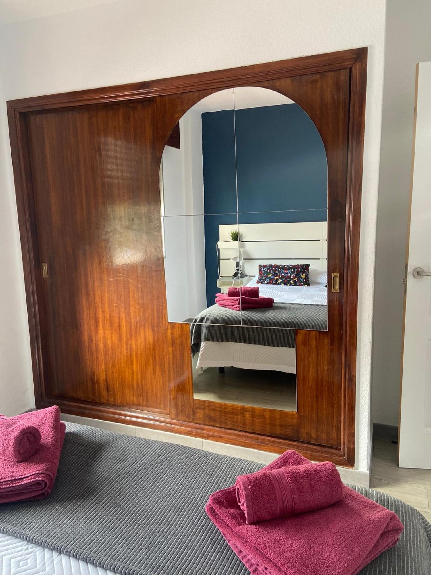 Apartamento Piso Familiar De 3hab Con Piscina En