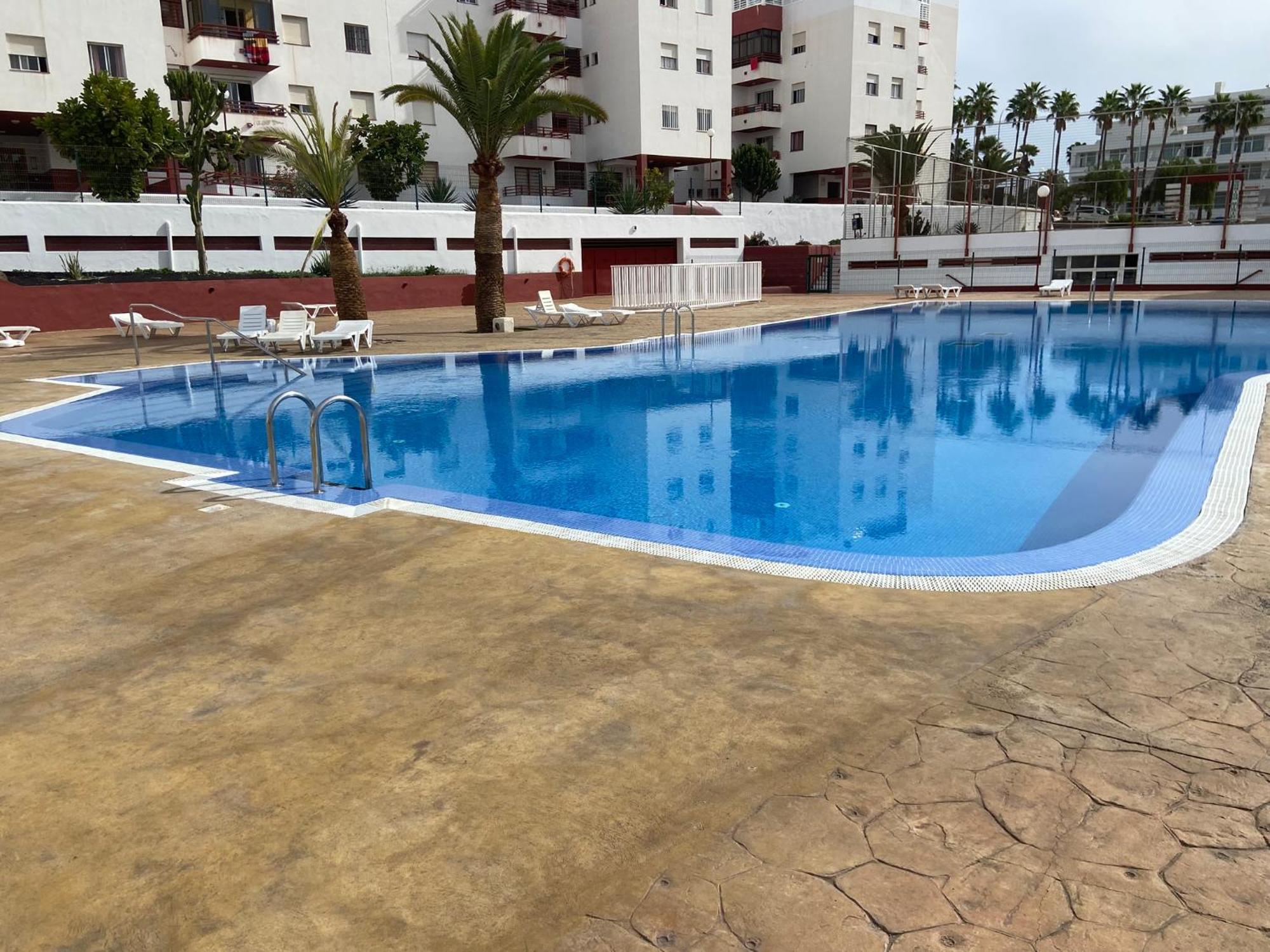 Apartamento Piso Familiar De 3hab Con Piscina En *