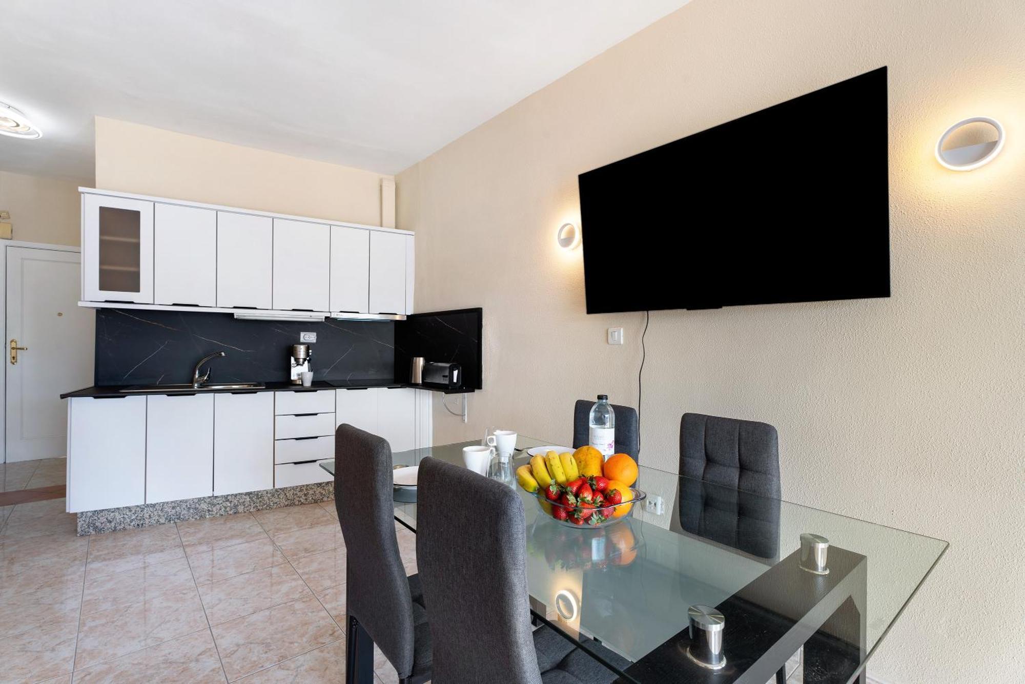 Cristianmar Frontline Sea View Apartment *