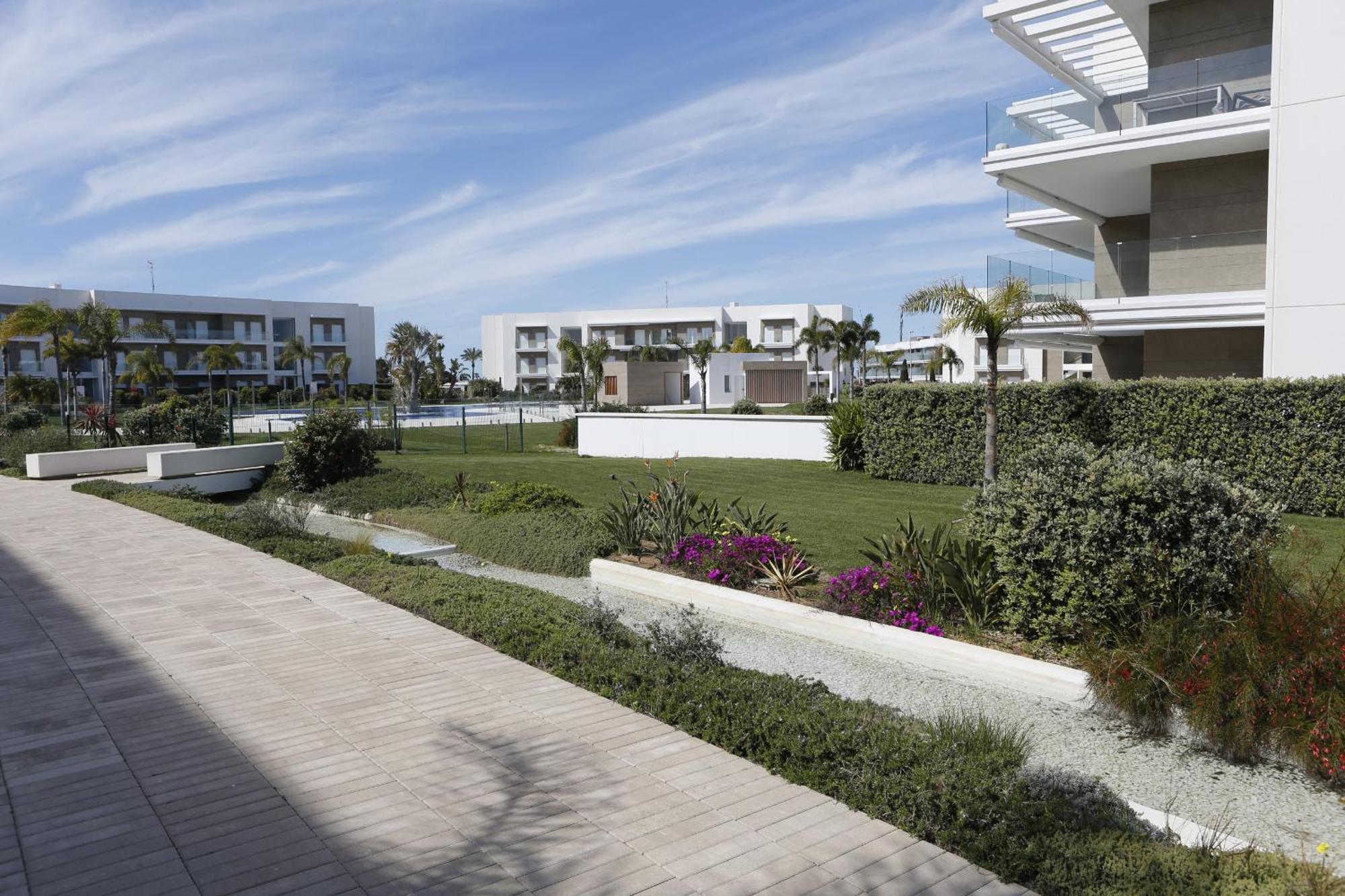 Eleven Views Lightbooking Apartamento *