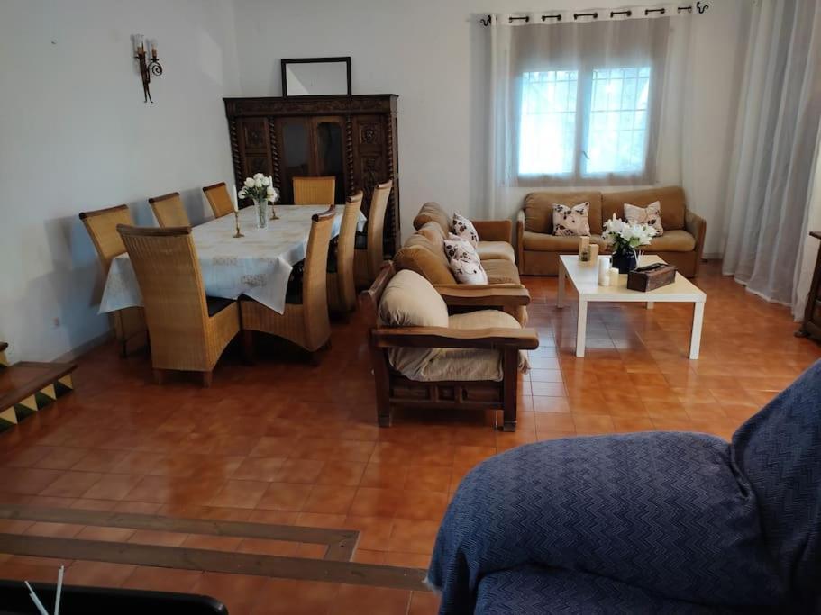 Villa Masia Del Roc De Sant Caieta *