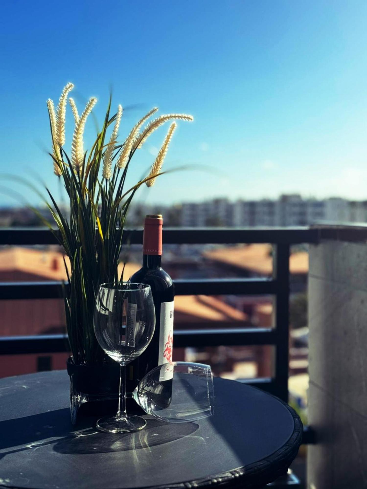 Bohemian Next To Yumbo Apartamento *