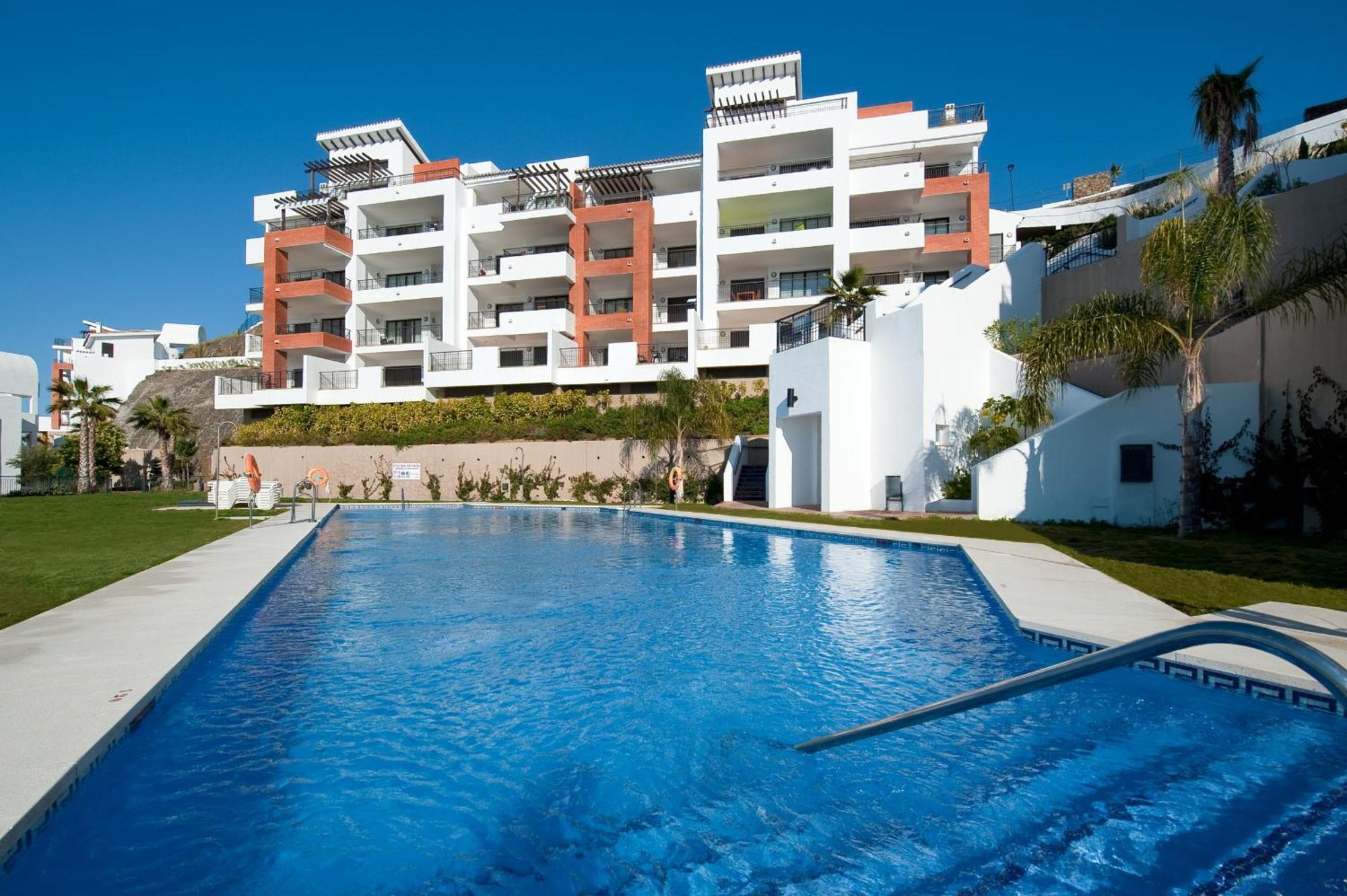3 Lateral Apartment Torrox