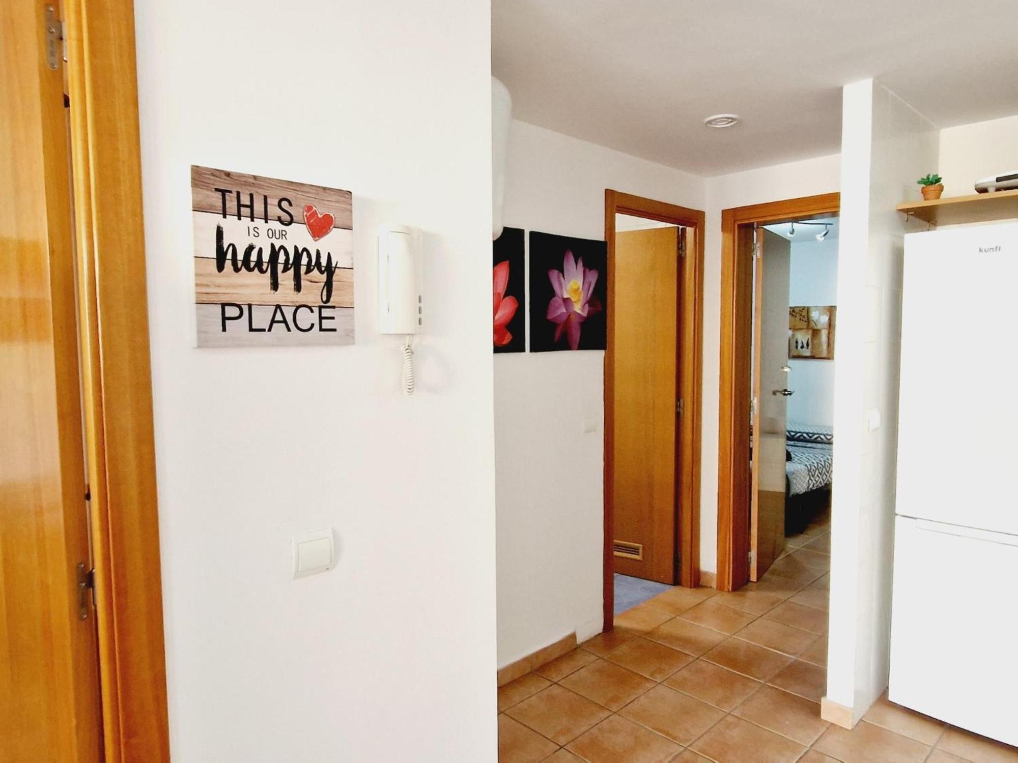 Holiday home Paraiso 2 Bedroom Terrace Wifi Free *