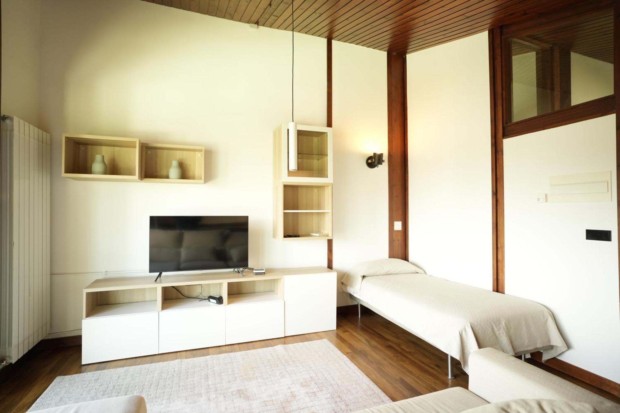 Keyser Apartment *