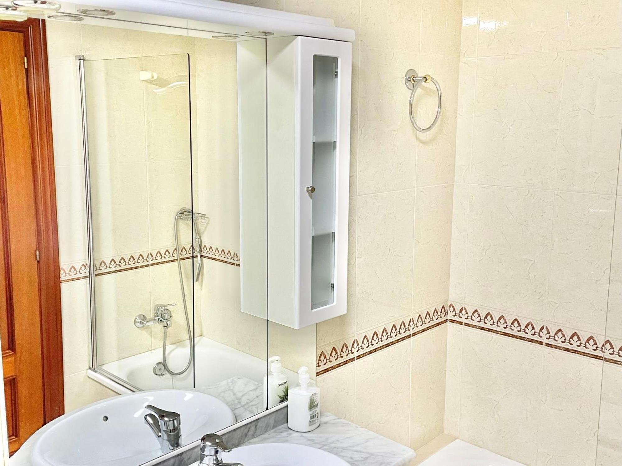 Casa Lur Wifi Y Parking Privado Incluido Apartamento