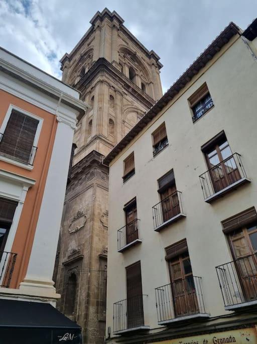 Exclusividad A Pie De La Torre De La Catedral Apartment Granada
