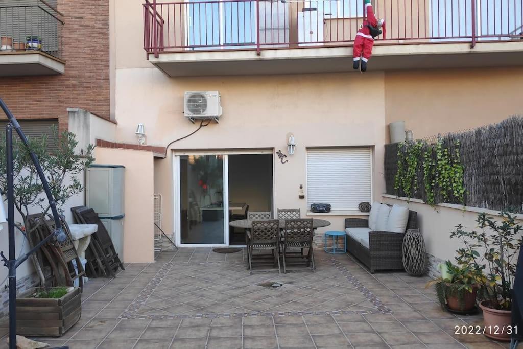 Apartamento Precioso Con Magnifico Patio. Sant Feliu de Llobregat
