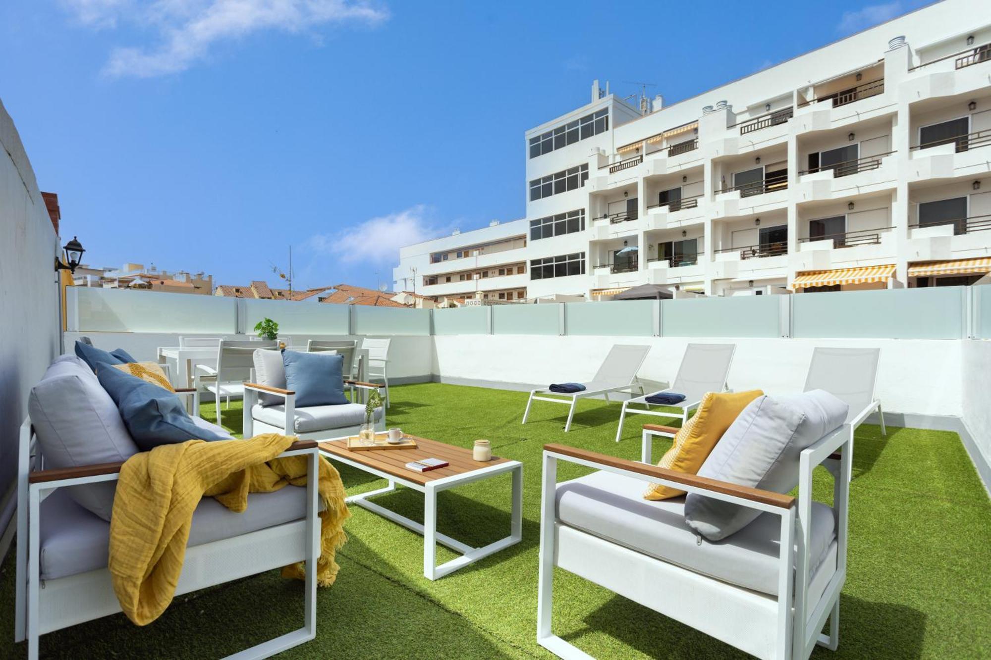Casacharco - New Design & Spacious, In Historic Heart Of Puerto Apartment