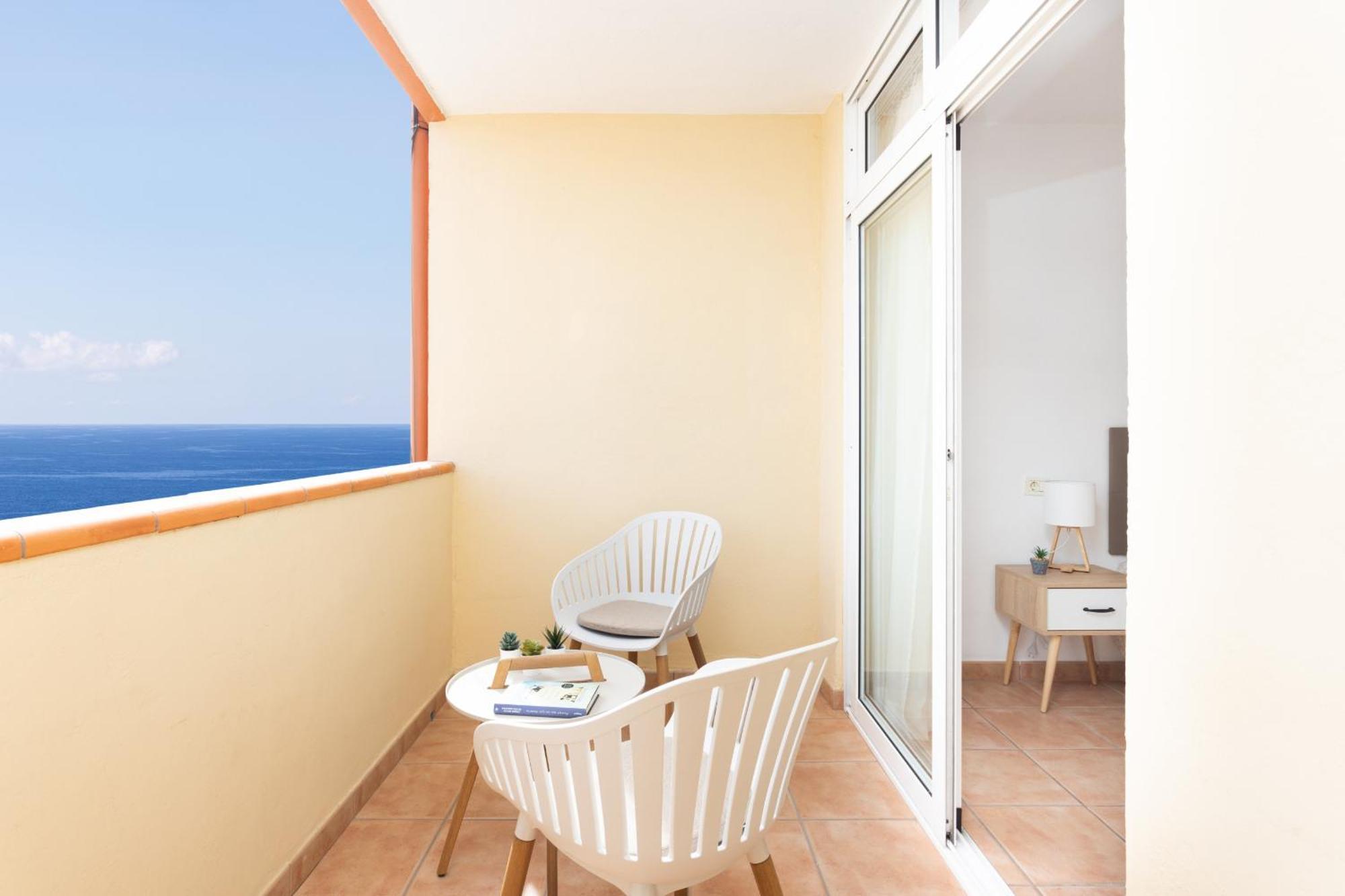 Сasa de vacaciones Frontline Duplex Arenitas With Pool Candelaria