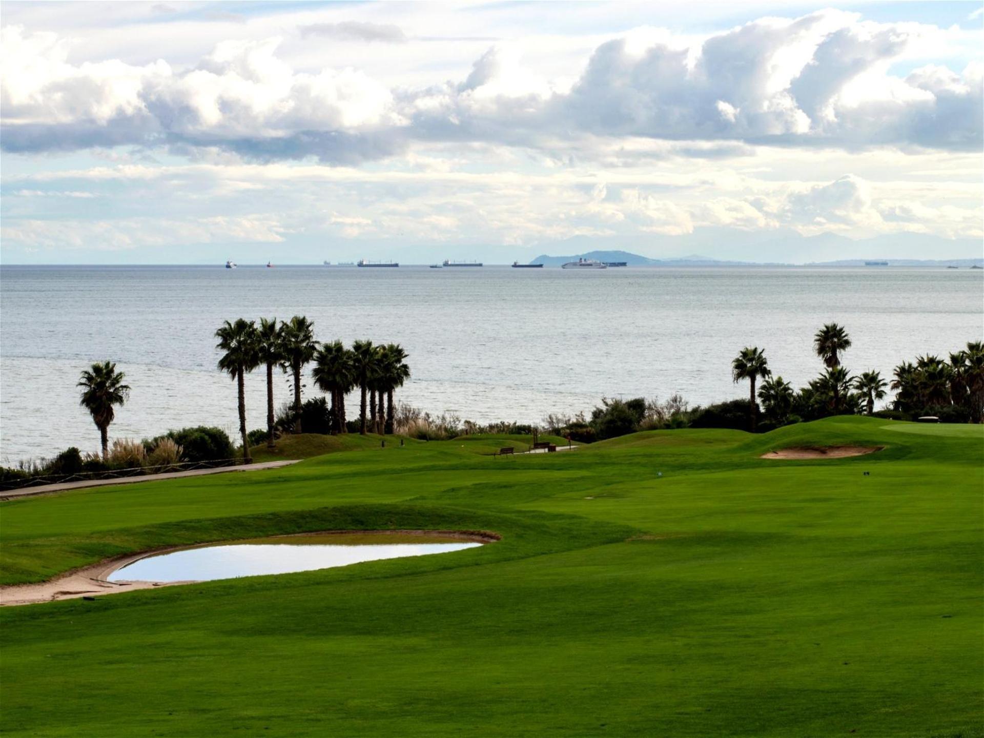 Experience Unrivalled Luxury At Emerald Greens Your Exclusive Retreat In The Heart Of San Roque Club Apartamento