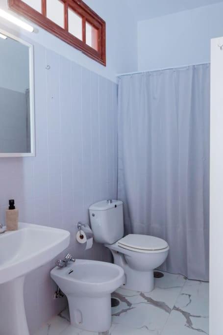 Acogedora Casa En Abades En Tranquila Urbanizacion