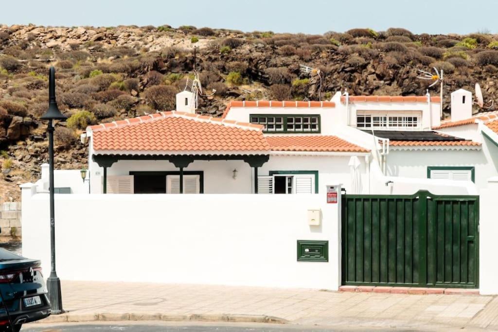 Holiday home Acogedora Casa En Abades En Tranquila Urbanizacion *