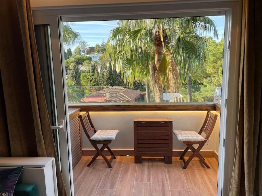 Estupendo Duplex A 5 Min Andando De La Playa Apartamento Marbella