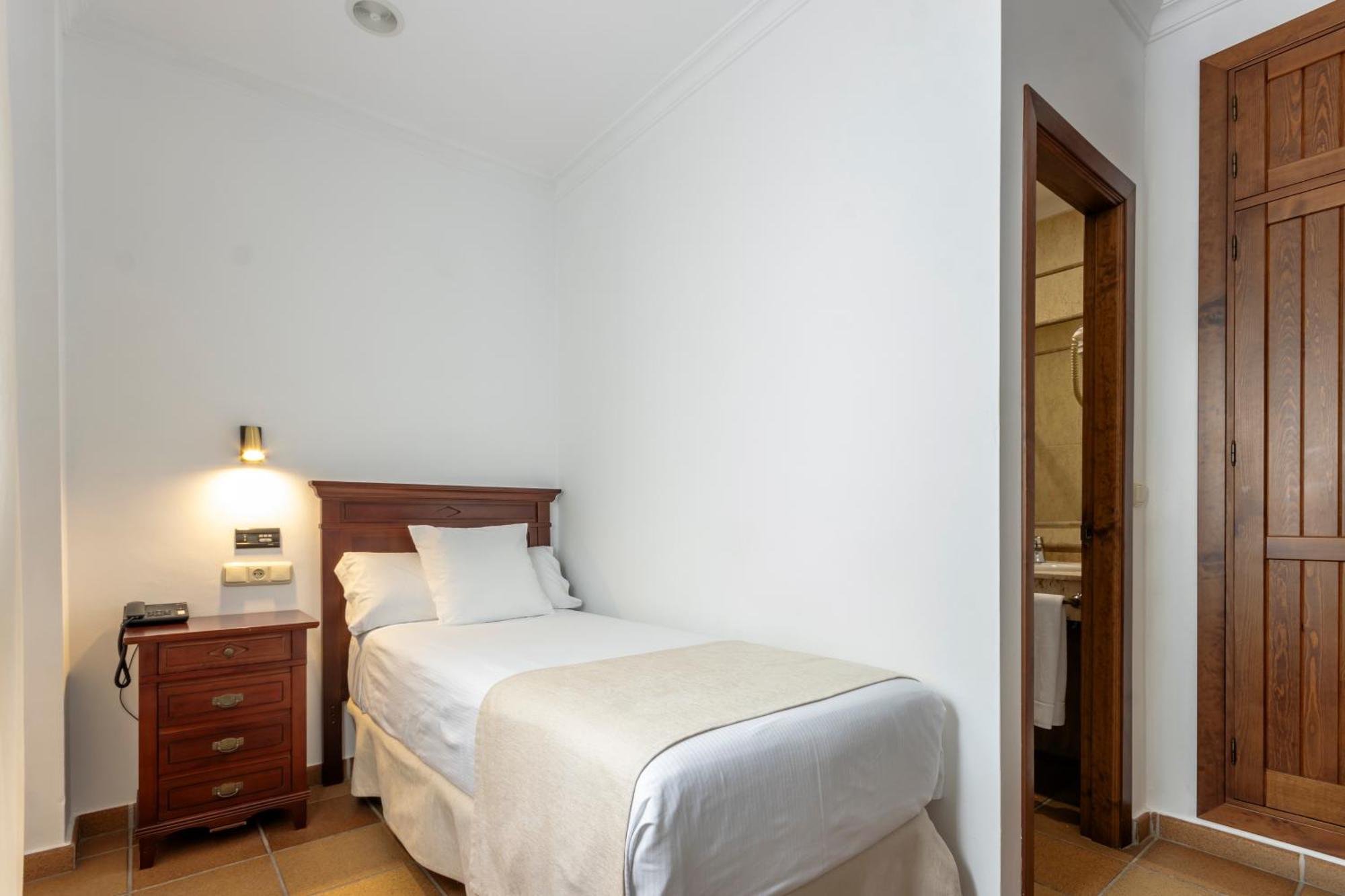 Guest house La Muralla Zahara de los Atunes