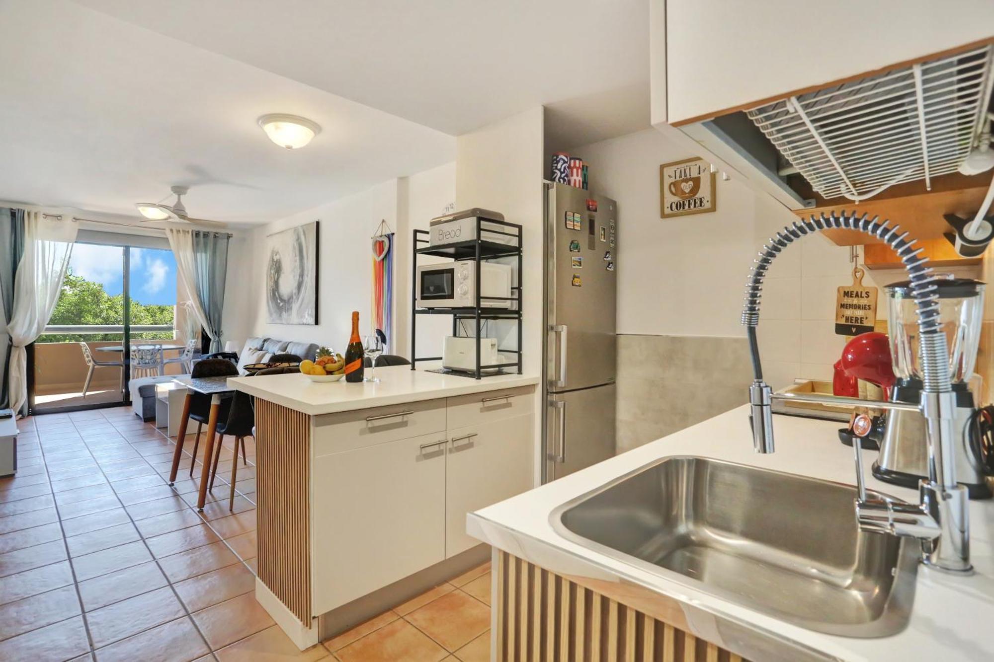 Apartment El Paraiso, Beautiful Swimming Pool With Ocean View, Parking, Fiber Playa Paraiso (Tenerife)