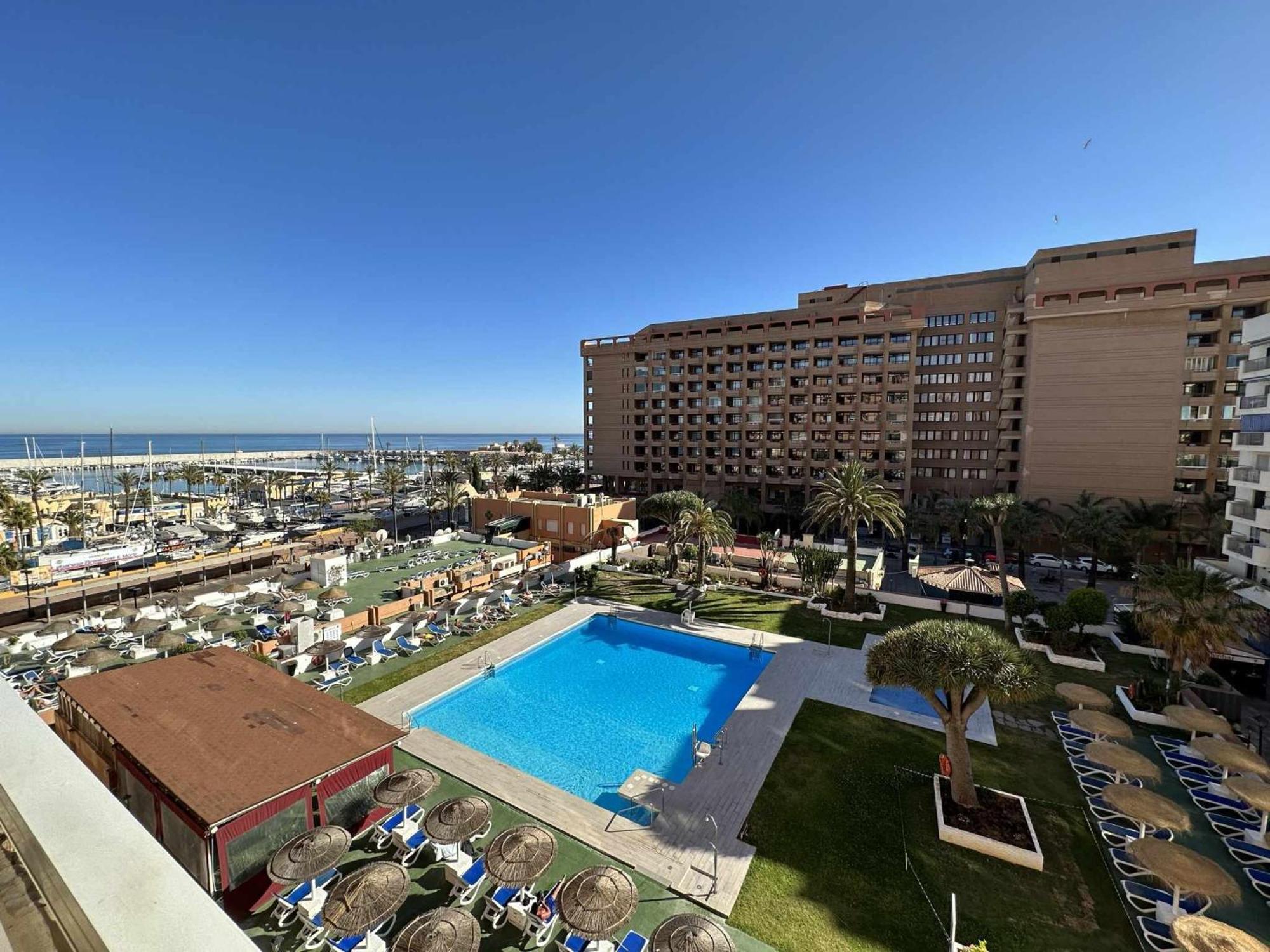Apartment Estudio Pyr Privado Con Piscina Y Playa
