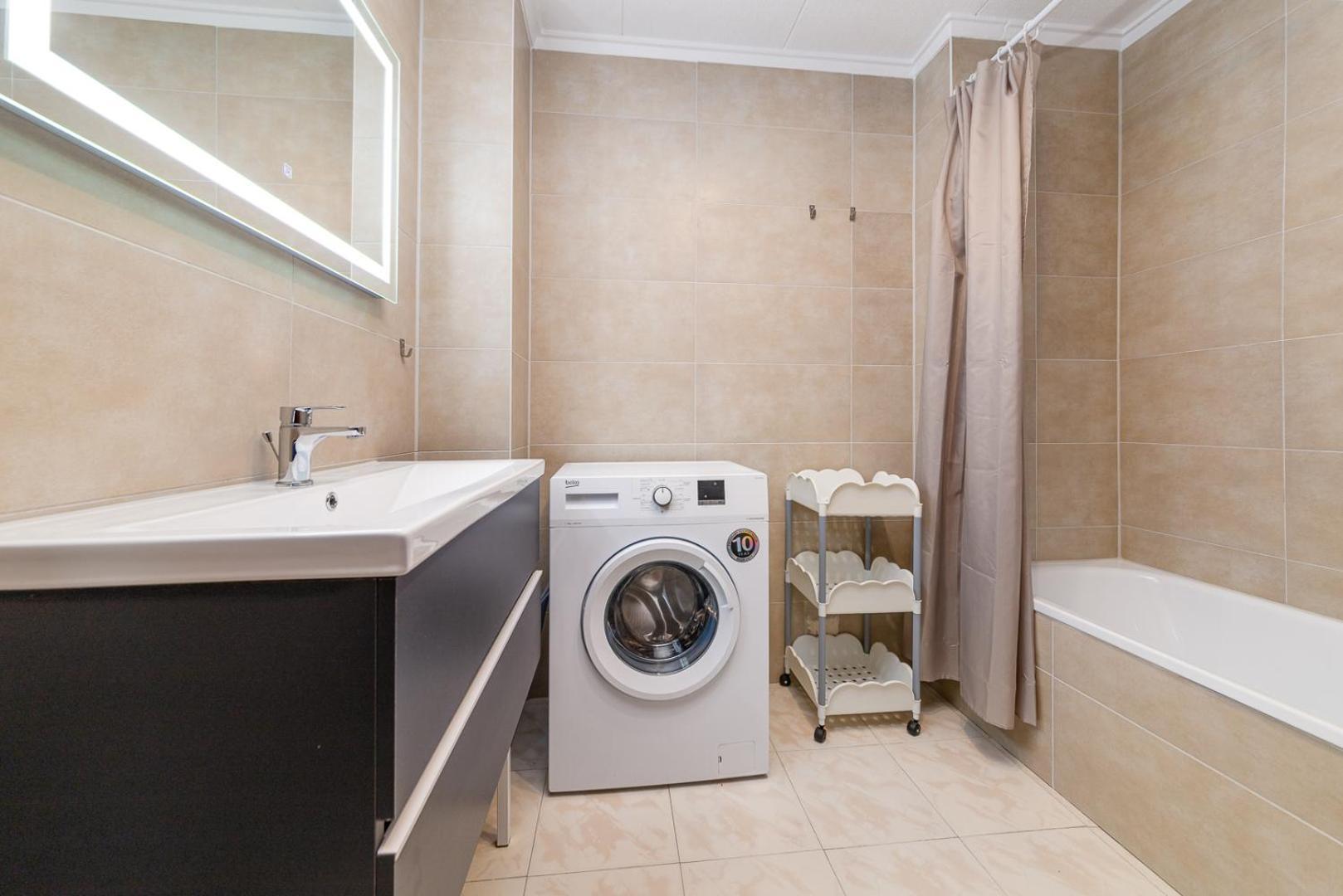 Ramon Apartment