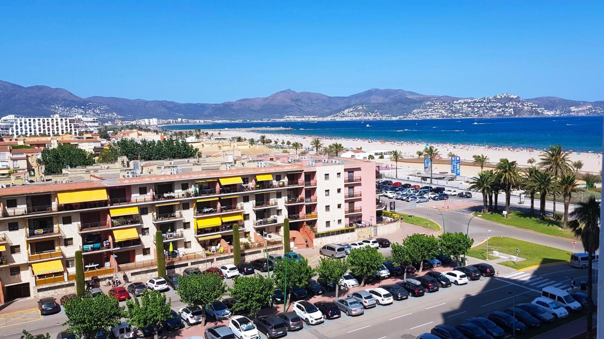 Apartment Sur A 100 M De La