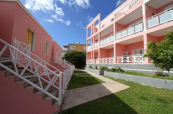 El Guirre Apartment