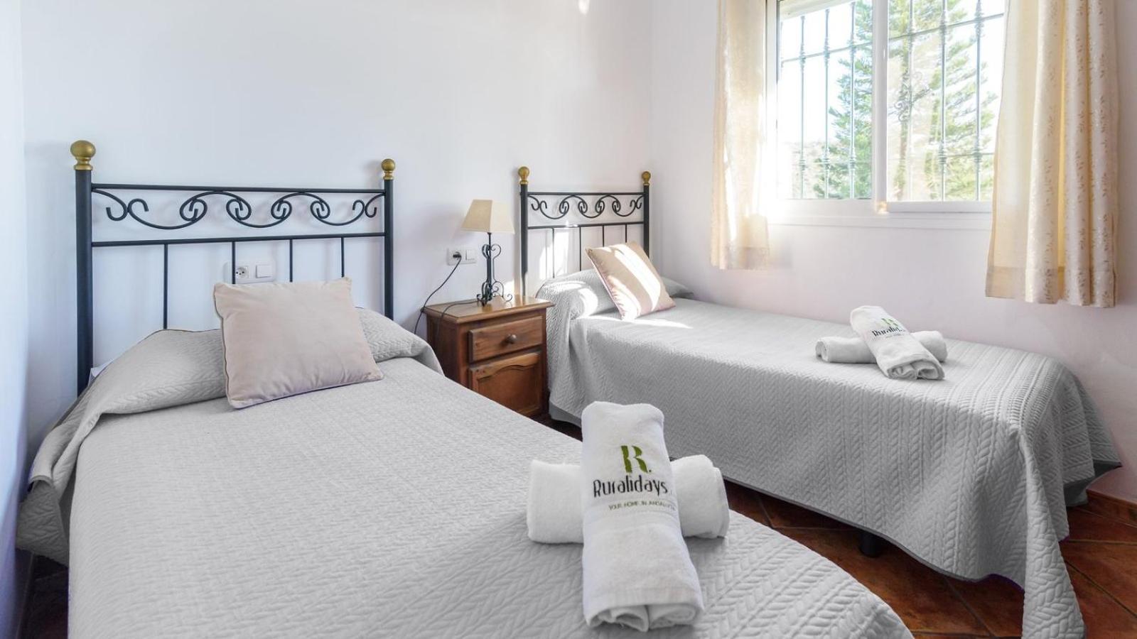 Cortijo El Pino By Ruralidays *