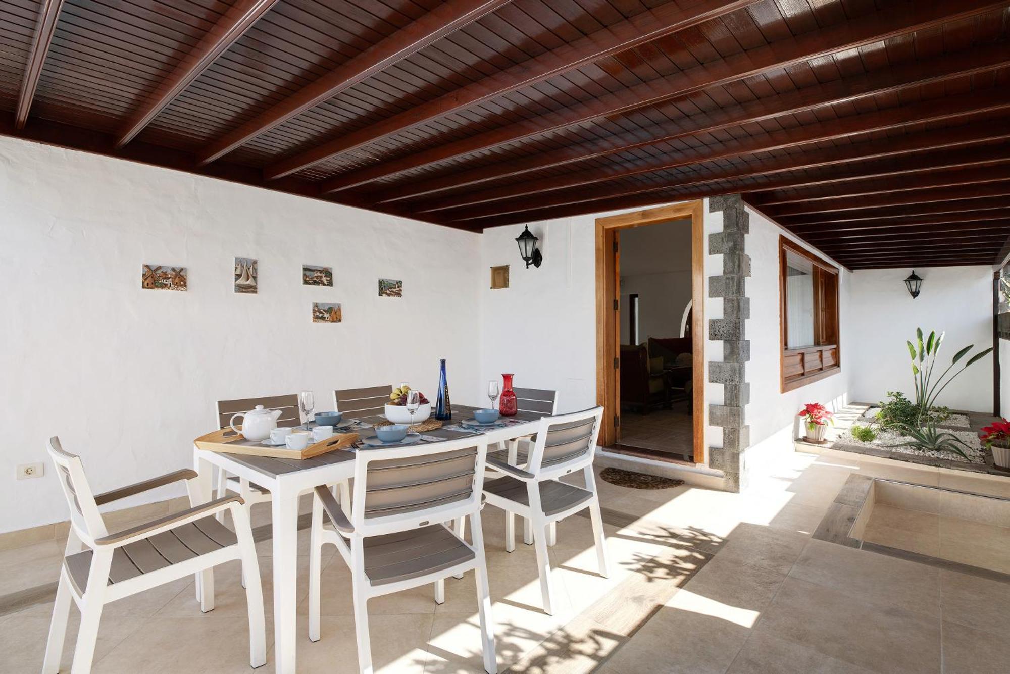 Munoz Puerto del Carmen (Lanzarote)