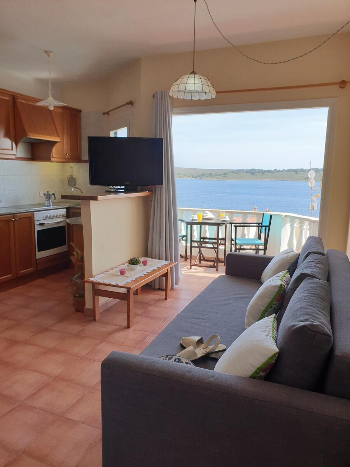 Apartment F76. Vistas Al Mar En Fornells! Fornells (Menorca)
