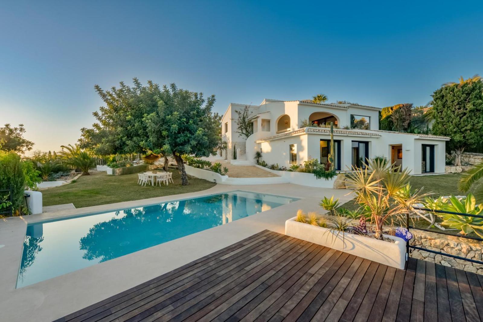Naraya - Managed By Almarina Javea