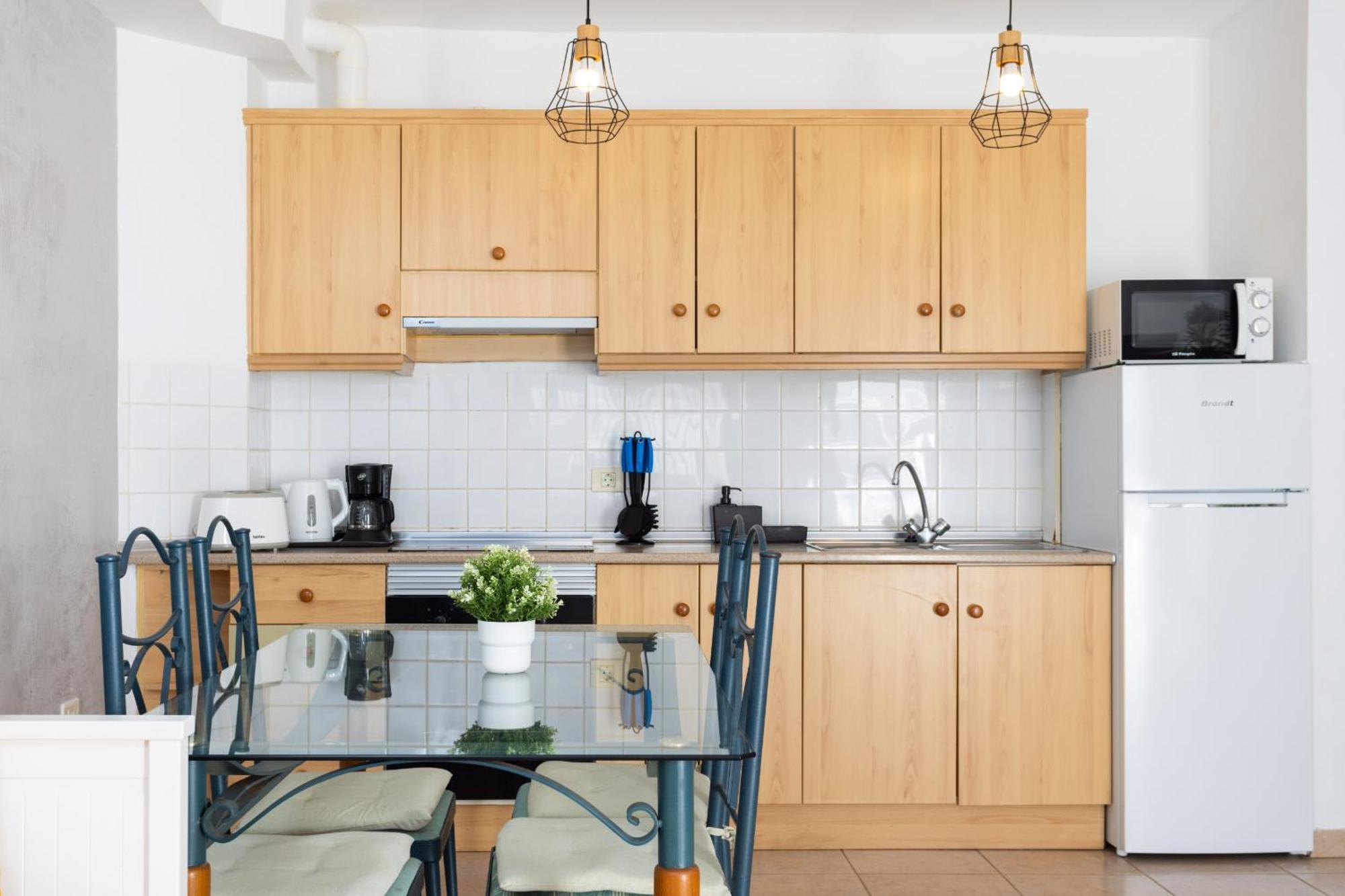 Eden Medano Surfstar Ocean First Line Apartment *