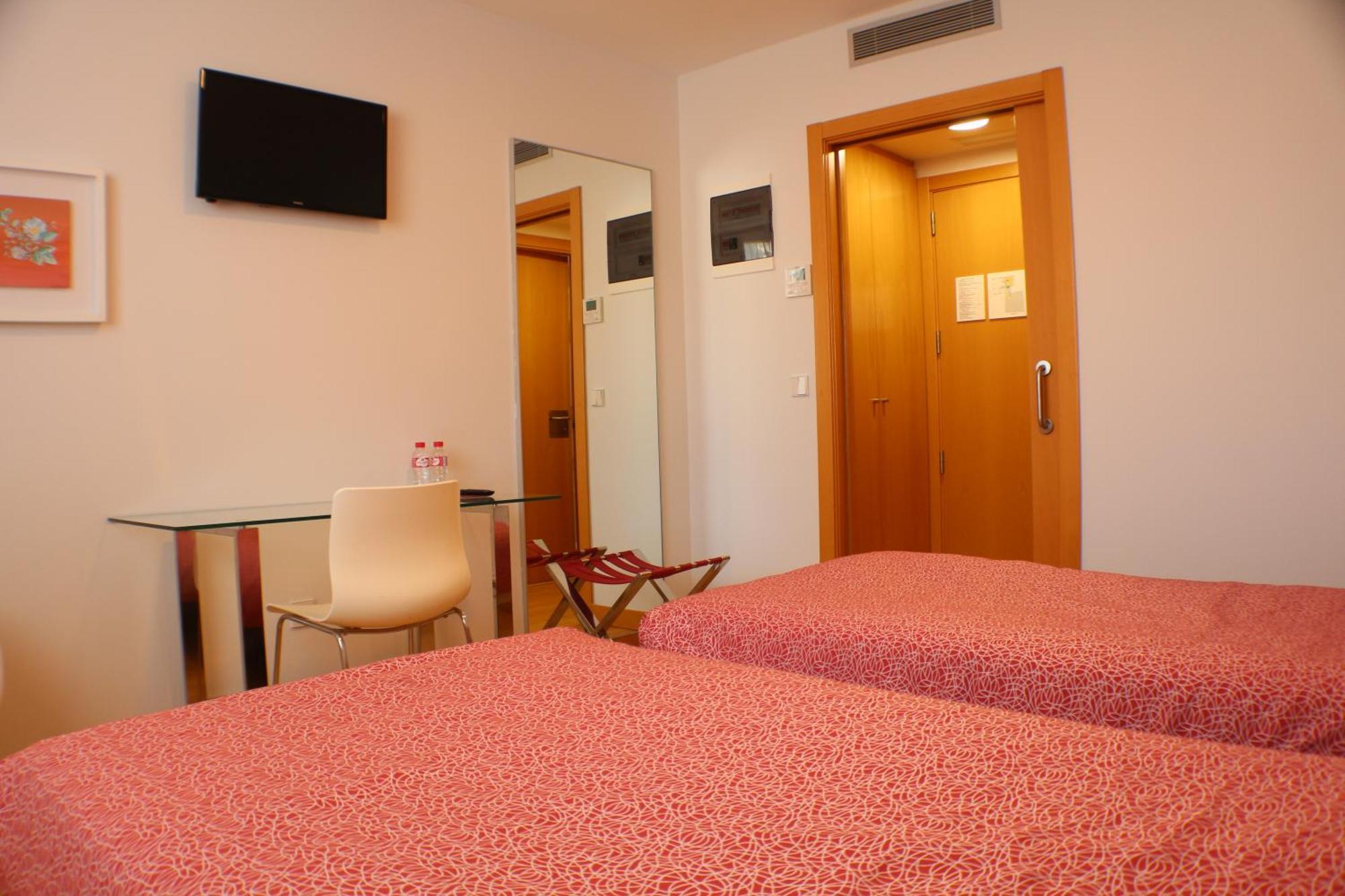 Hotel Picos De Europa 2*
