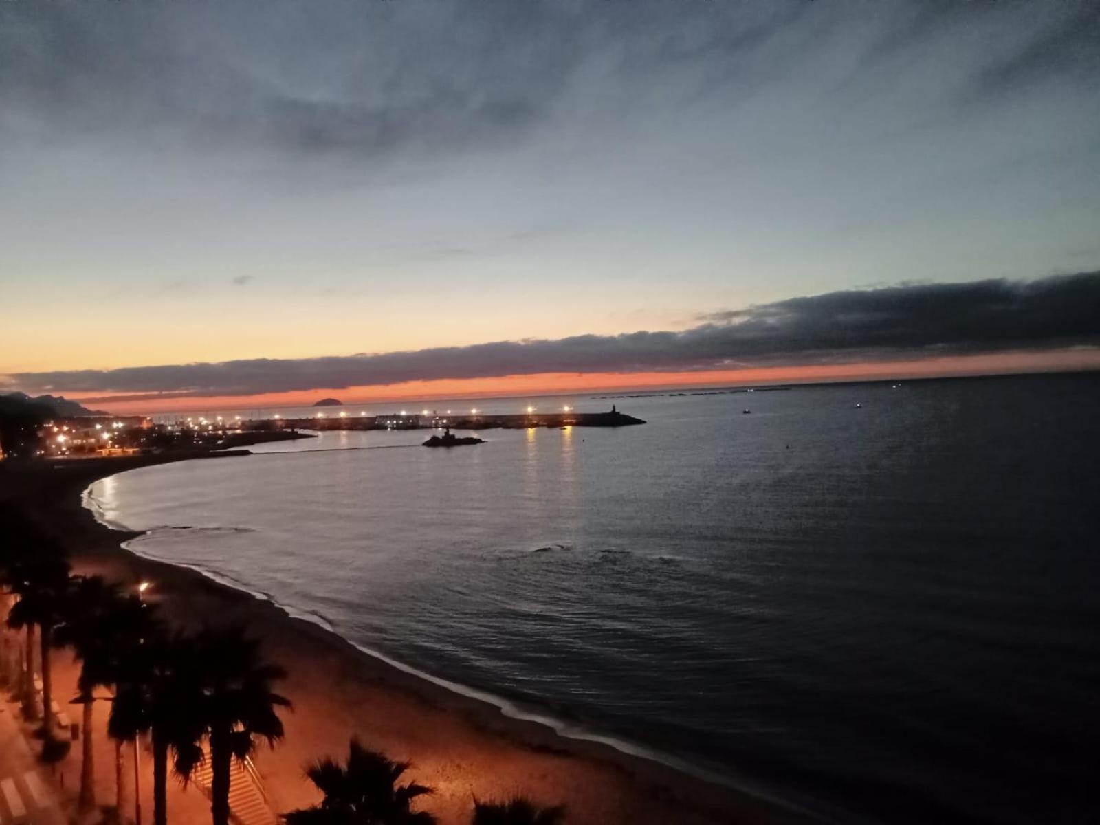 L'espigo De Saoret Primera Linea Playa Centro Soleado Y Recien Renovado Apartamento *