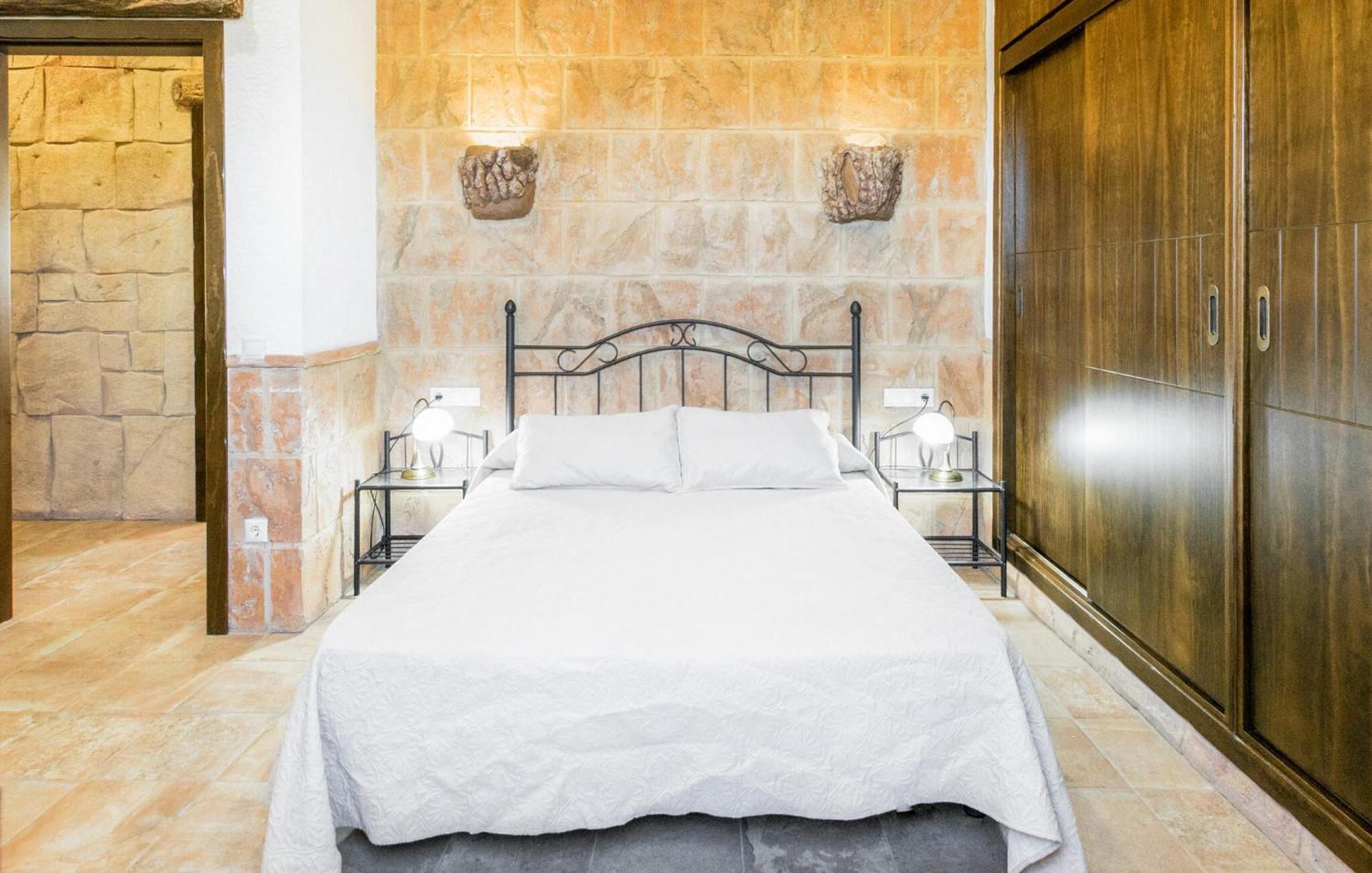 2 Bedroom Gorgeous In Сasa de vacaciones