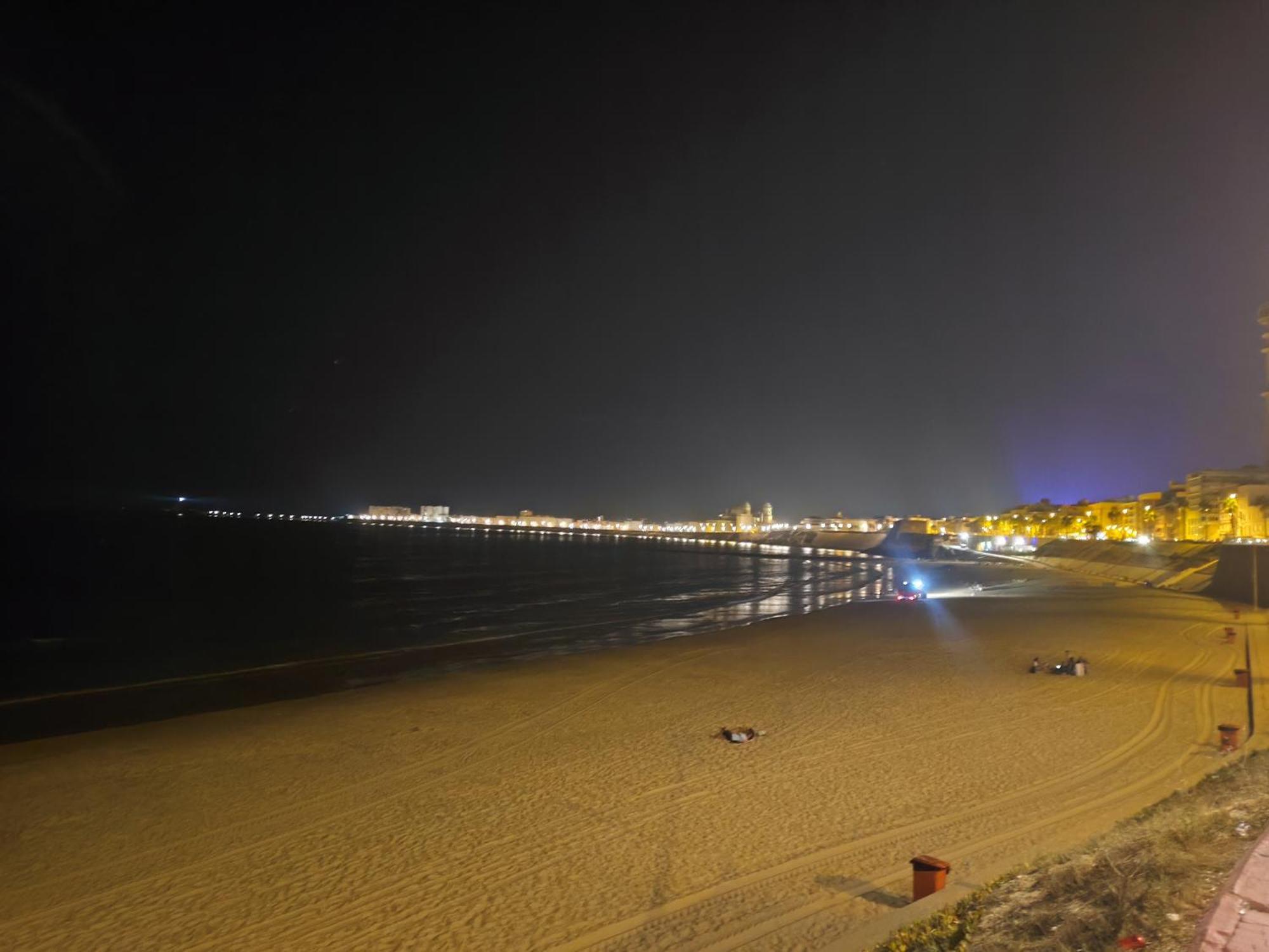 Estreno Centro Y Playa Apartamento Cádiz