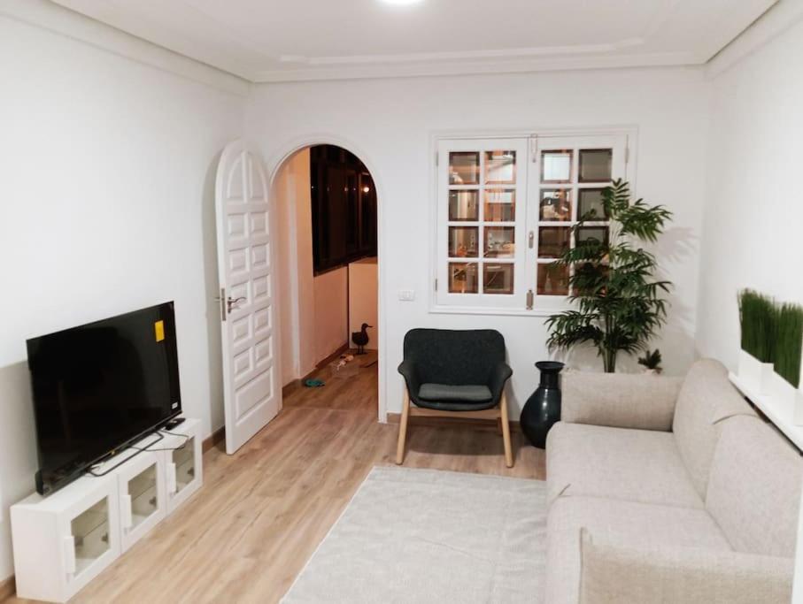 Muy Bonito Piso En Cristianos Centro Apartment *