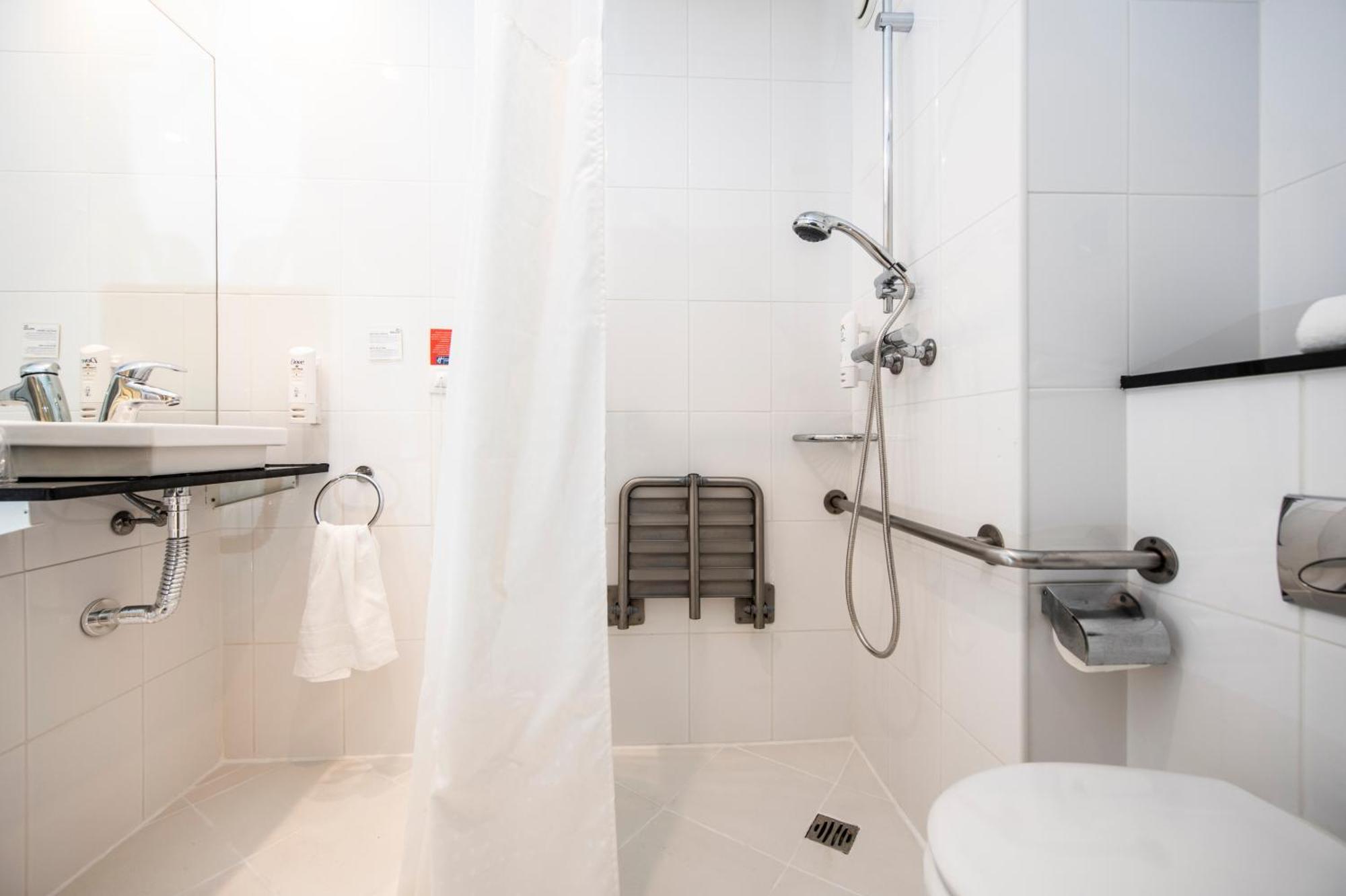 Express Sant Cugat By Ihg Hotel Sant Cugat del Vallès
