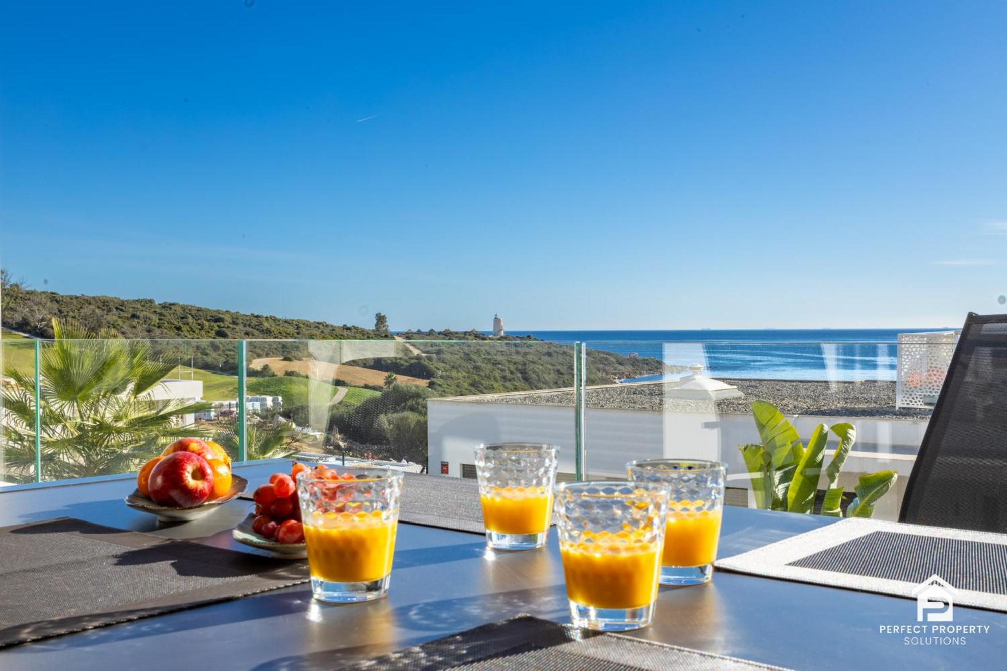 Apartment Modern With Sea And Golf View