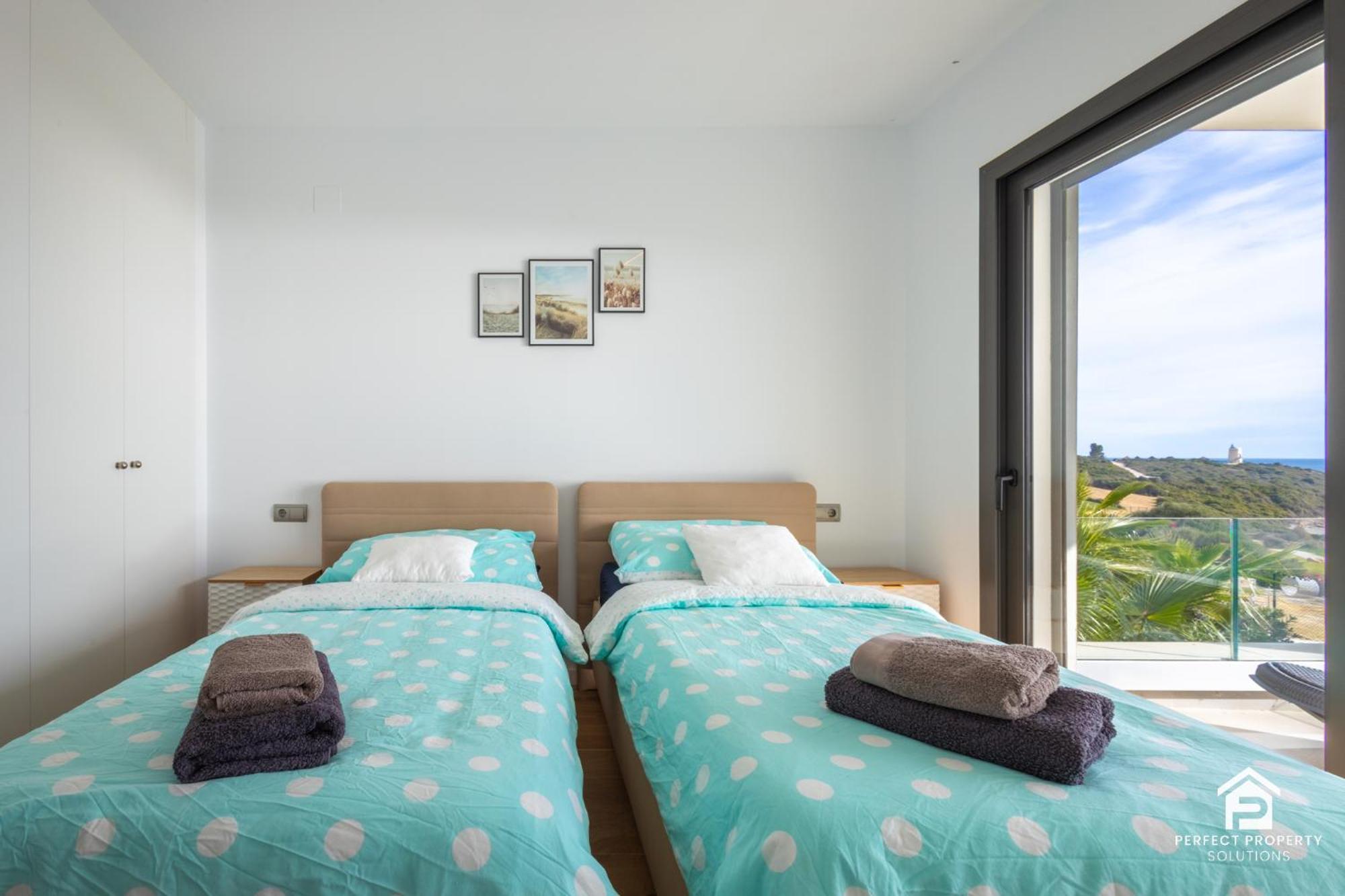 Modern With Sea And Golf View *
