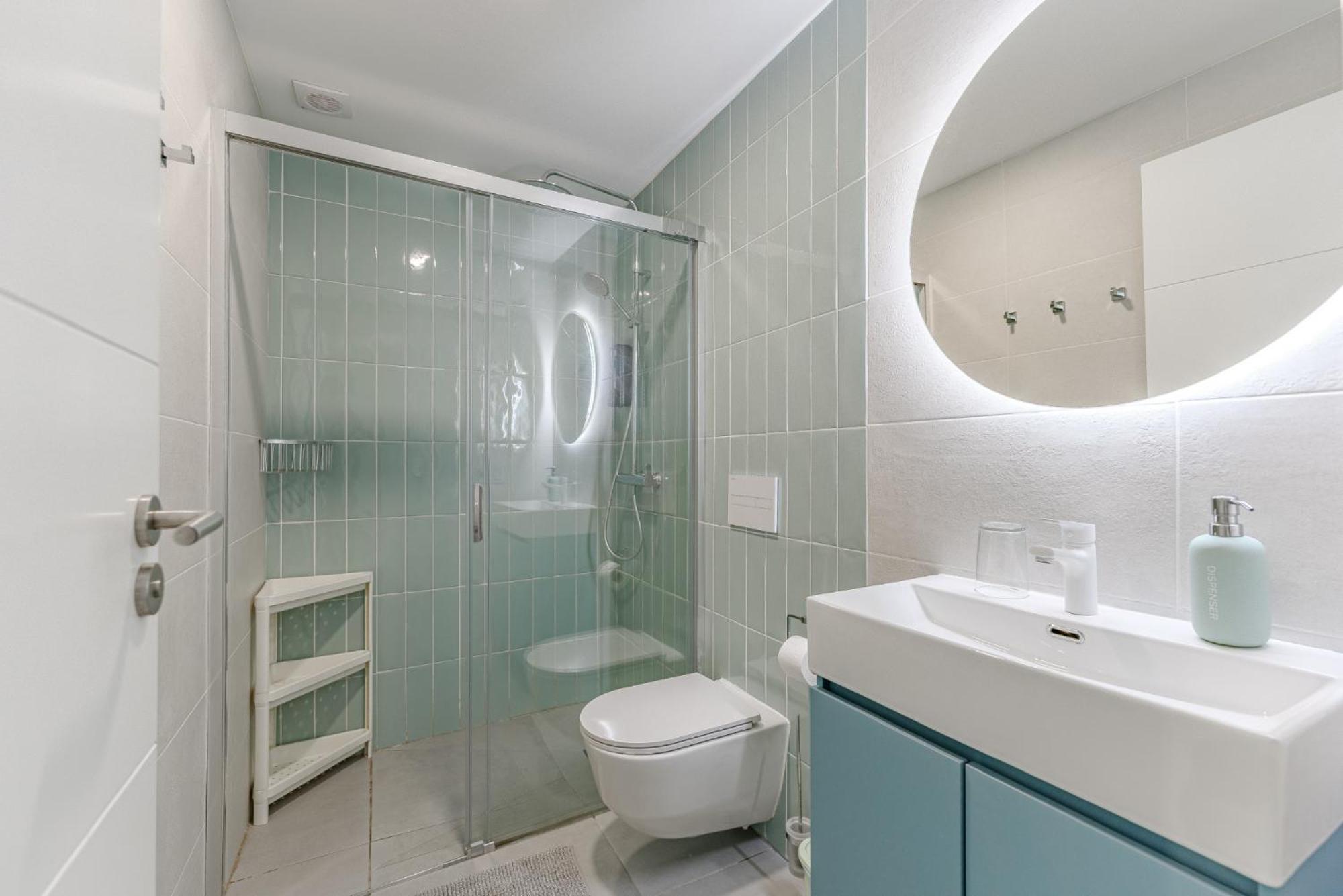 Apartamento Lovely 1 Bedroom In Parque Royal 1, Playa Fañabe *