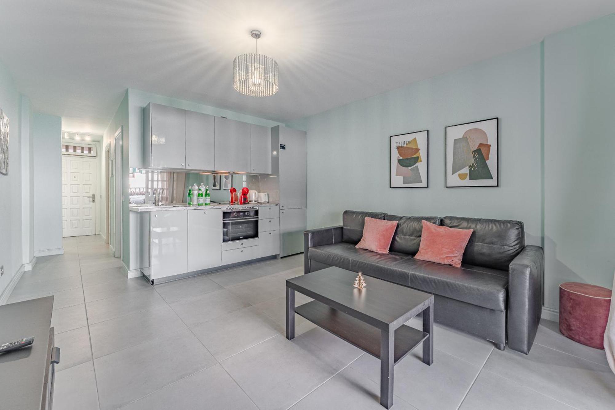 Lovely 1 Bedroom In Parque Royal 1, Playa Fañabe Apartamento *