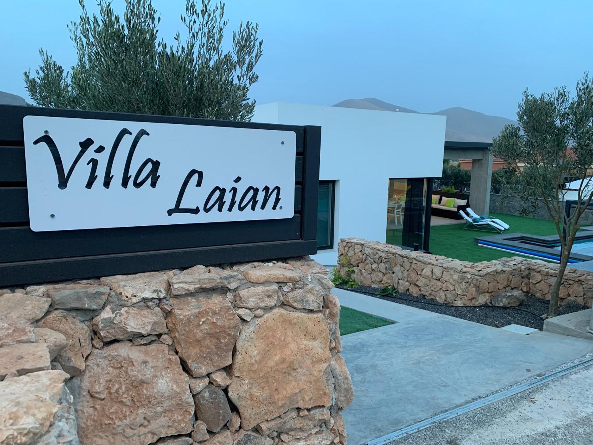 Laian Branded Residensed Triquivijate