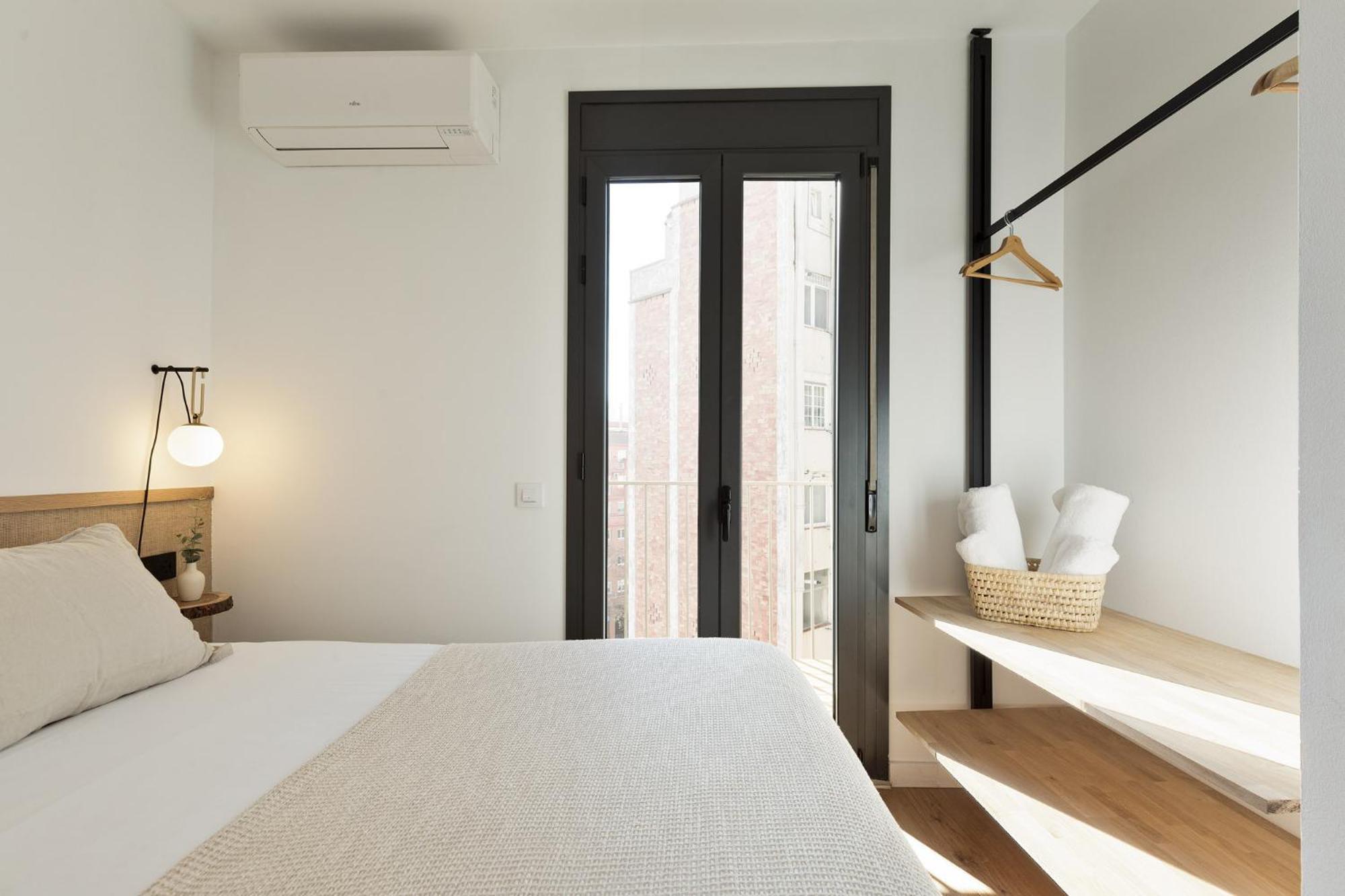 Ola Living Calabria Apartment Barcelona