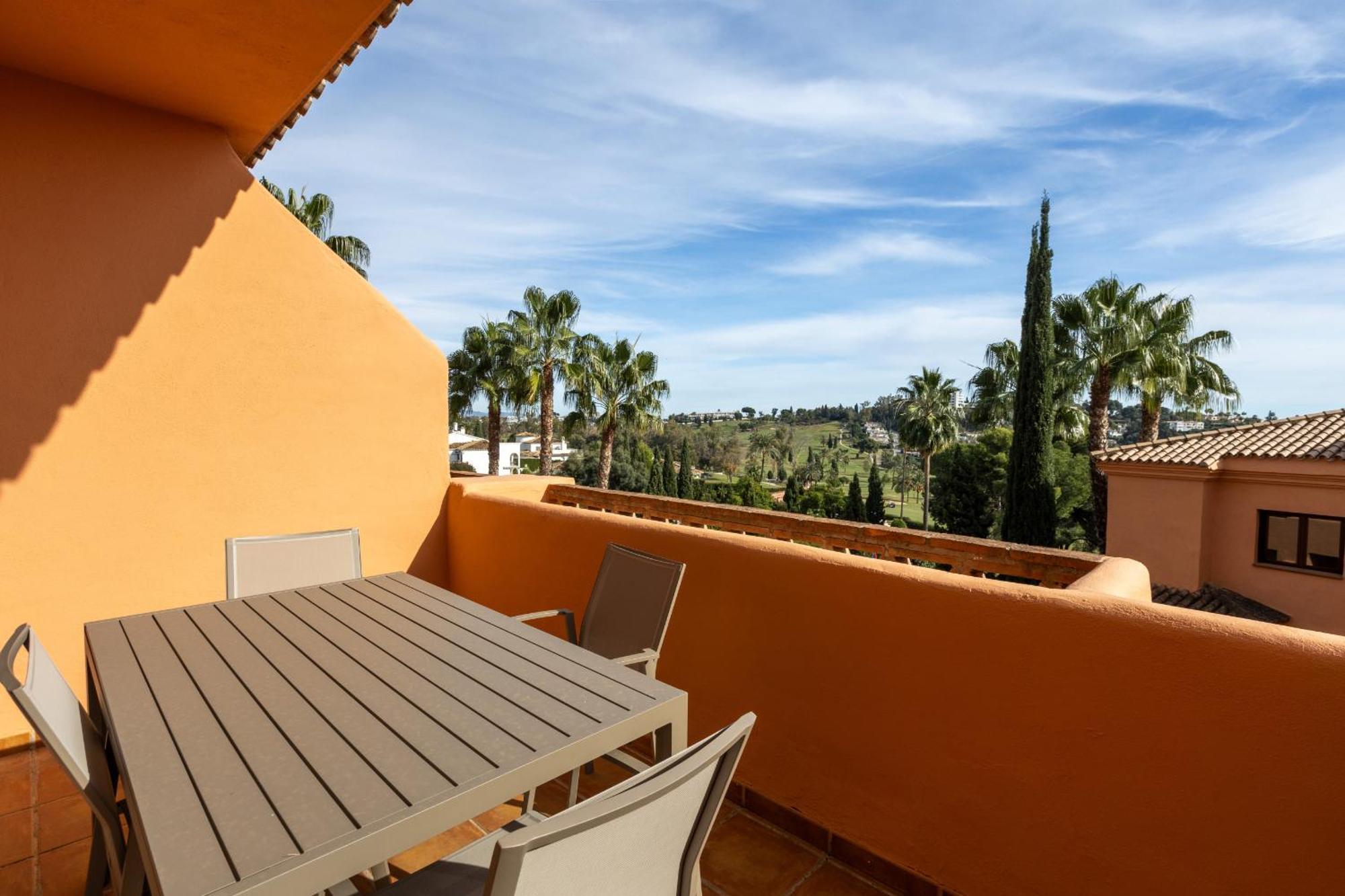 Royal Marbella Golf Apartment