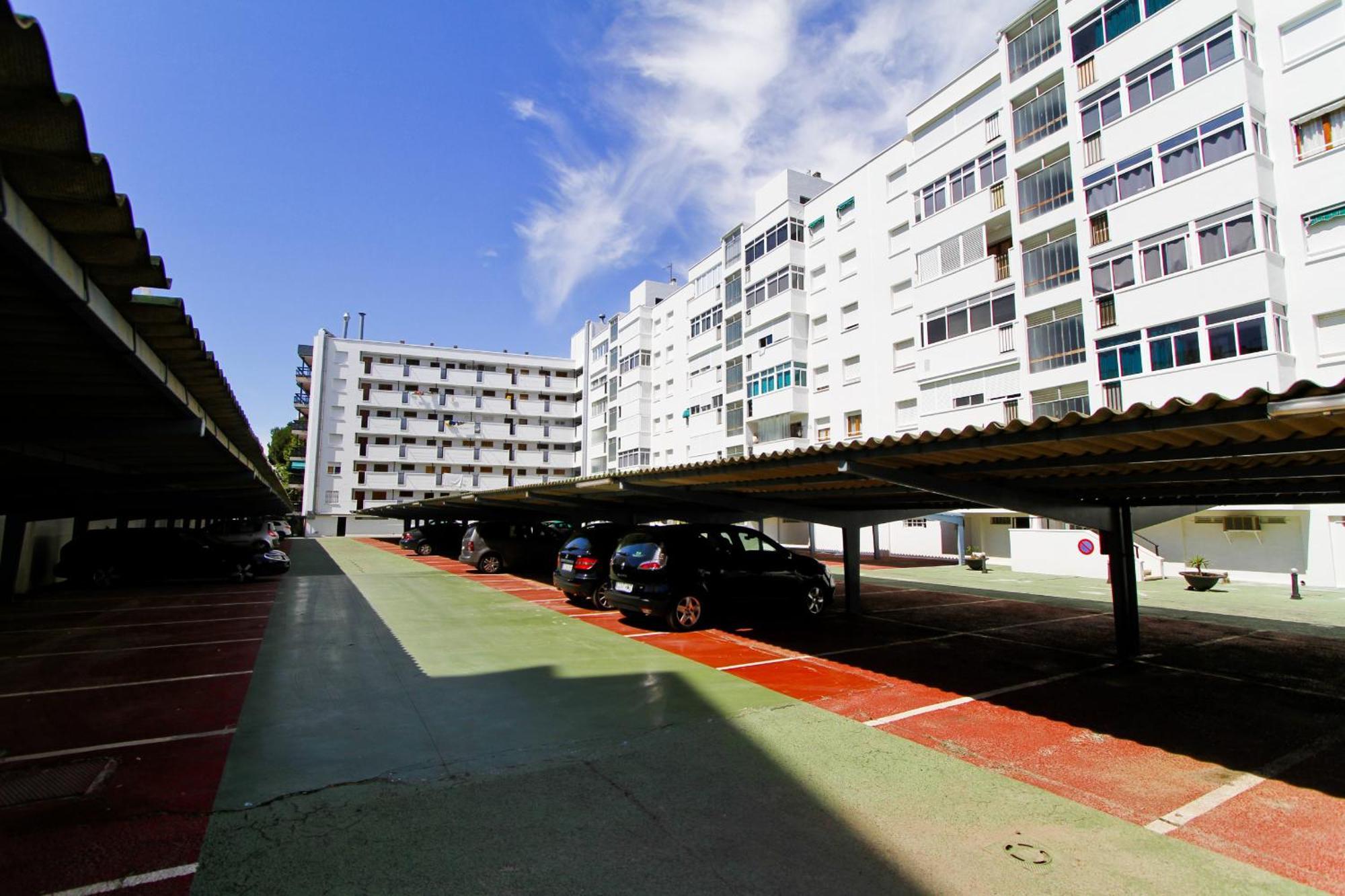 Anagabu Beach Planetcostadorada Apartment *