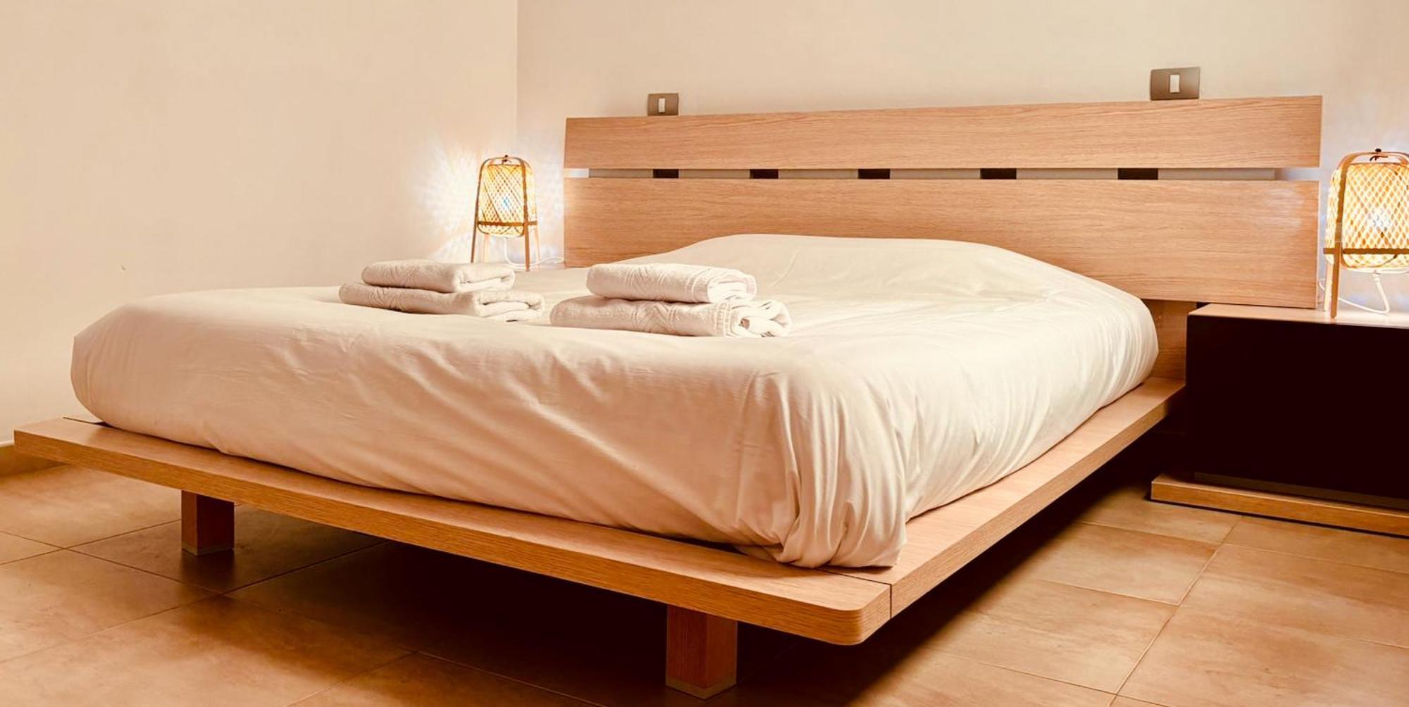 Click & Guest - Urban And Quiet House *