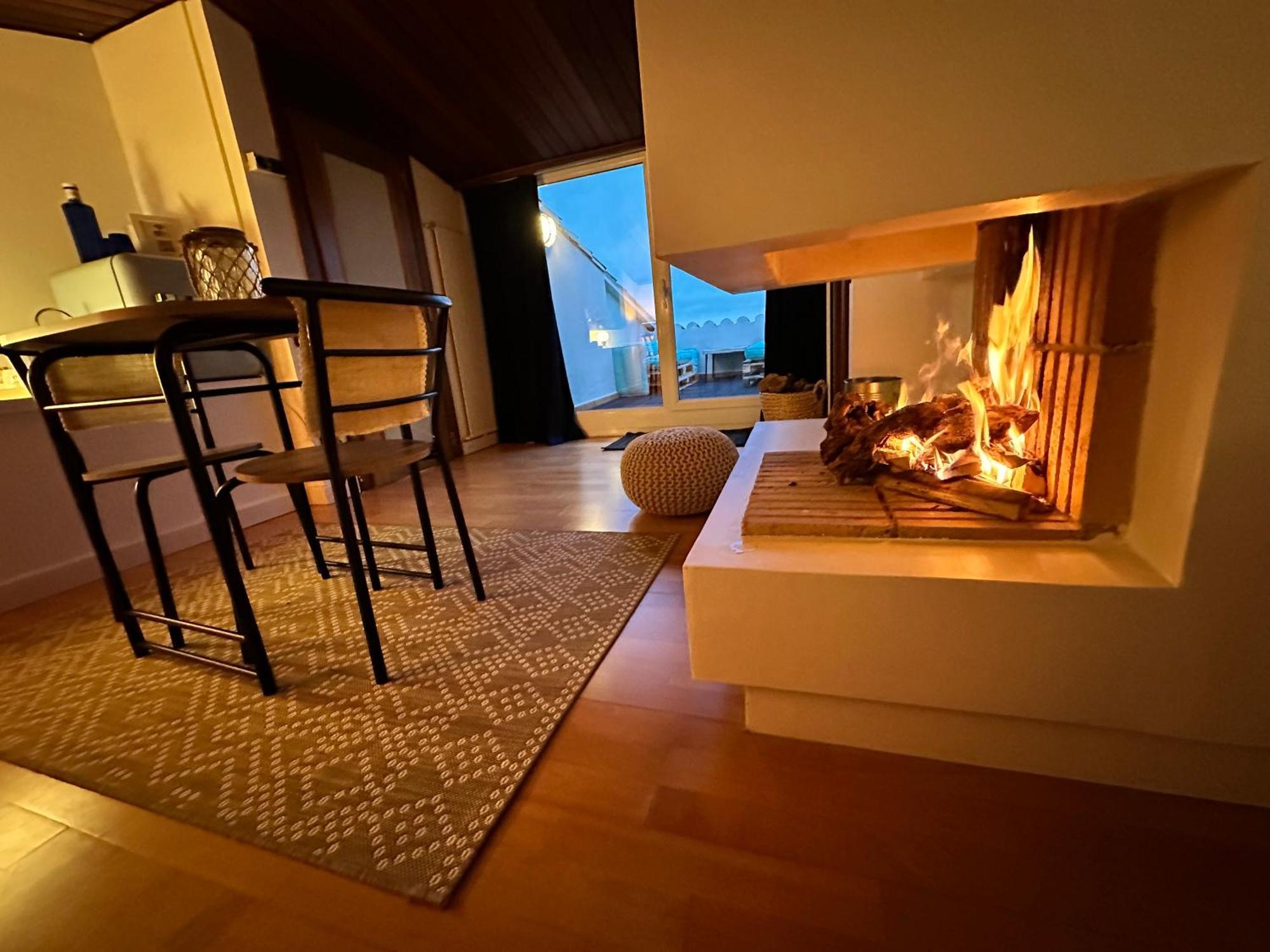 Solo Atico Guest Bed and breakfast L' Escala